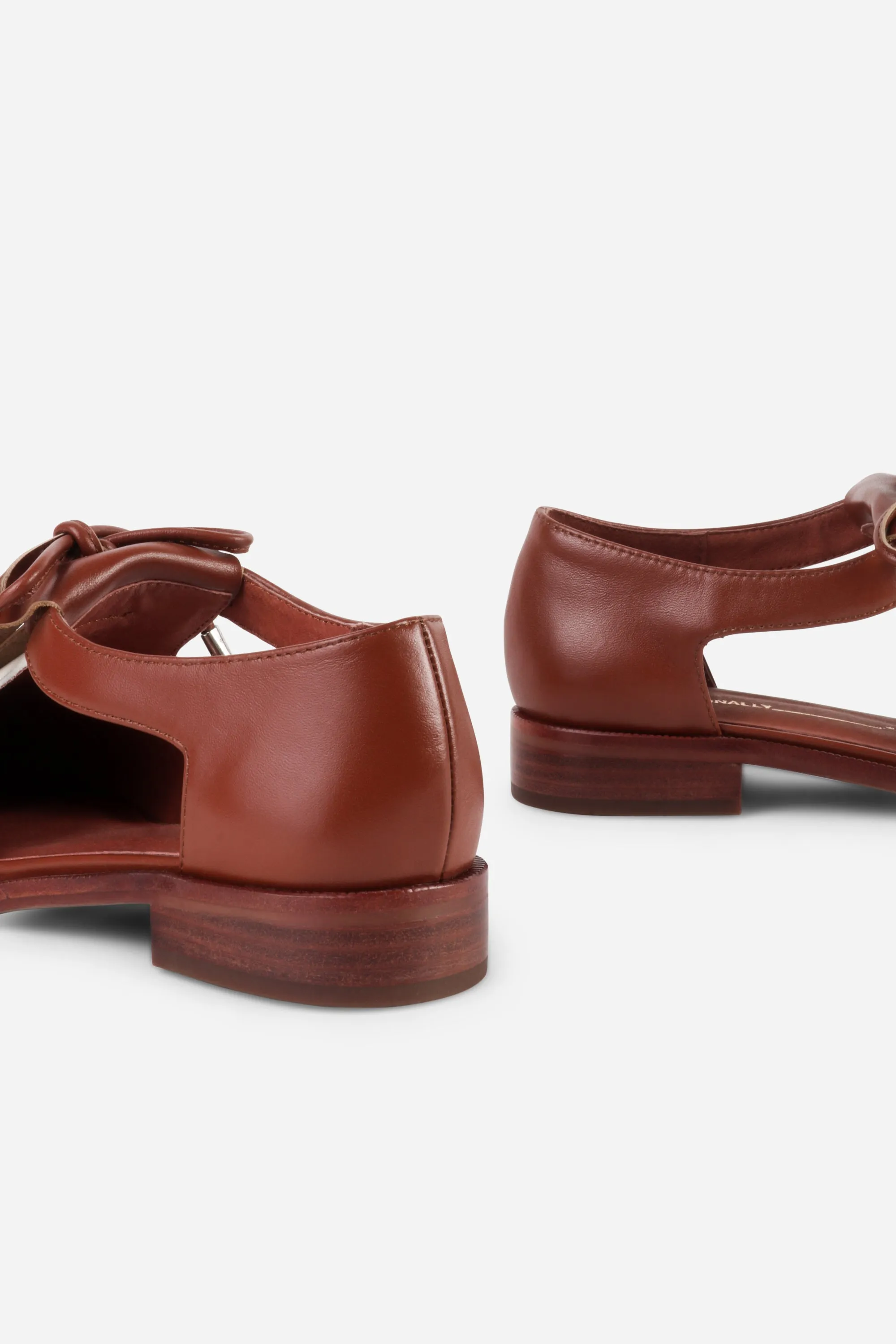 TOCK CUTOUT TASSEL OXFORD sold by Intentionally Blank product image thumbnail 5