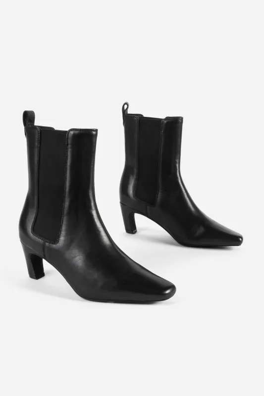 FLORENCE LEATHER CHELSEA ANKLE BOOT made by Intentionally Blank