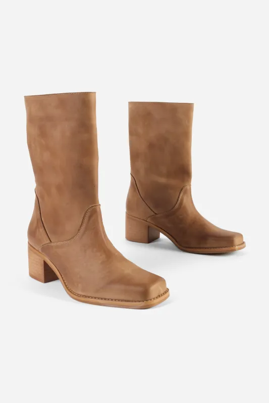 TABIE SQUARE TOE BOOT made by Intentionally Blank