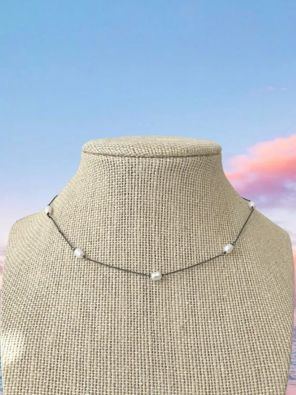 NESSA PEARL LINKED CHOKER sold by Sunkissed Coconut