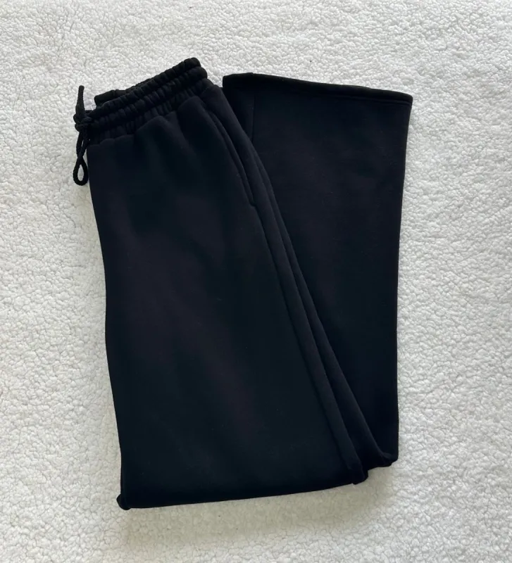 Black Basic Blank Flare Sweatpants sold by Sunkissed Coconut