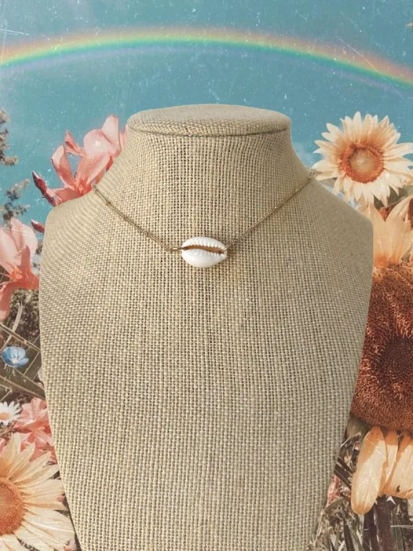 Just Say Yes Seashell Choker sold by Sunkissed Coconut