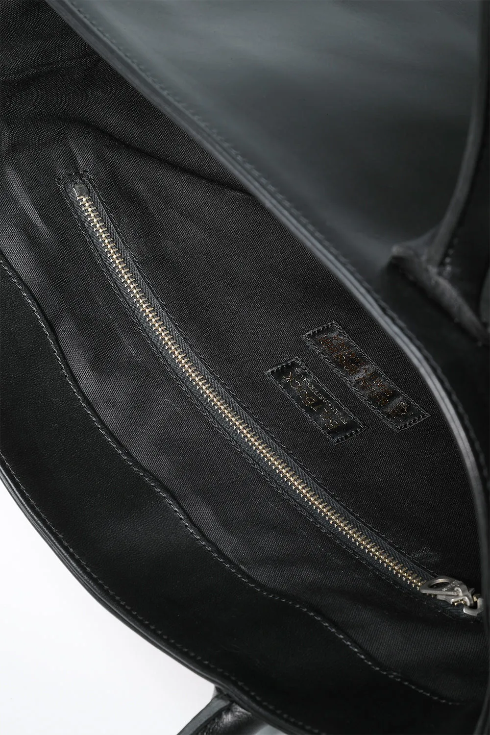 Lot.472 Horsehide Tote Bag sold by Attractions product image thumbnail 3