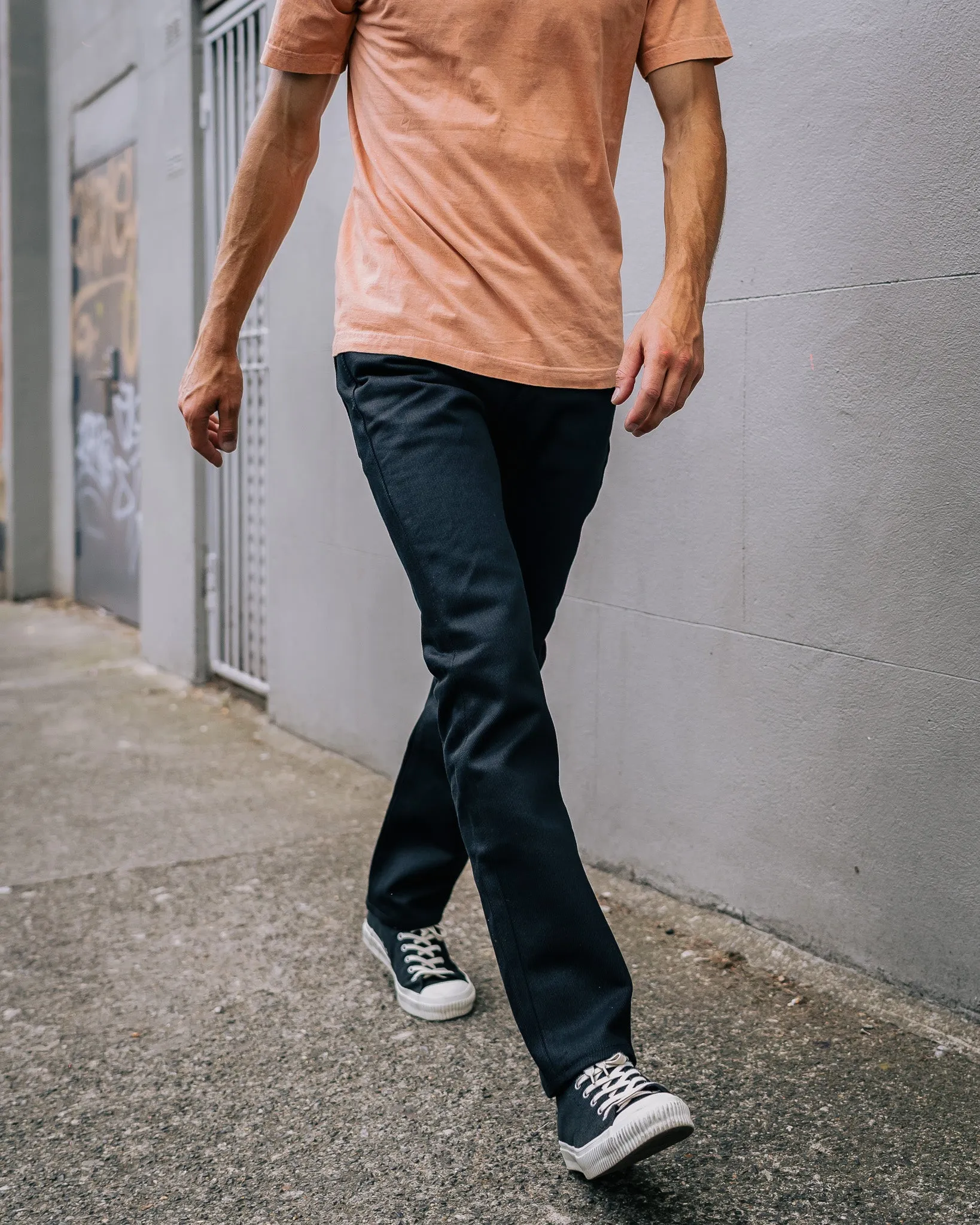 21oz Selvedge Denim Slim Tapered Cut Jeans - Superblack Non-Fade sold by Iron Heart product image thumbnail 3