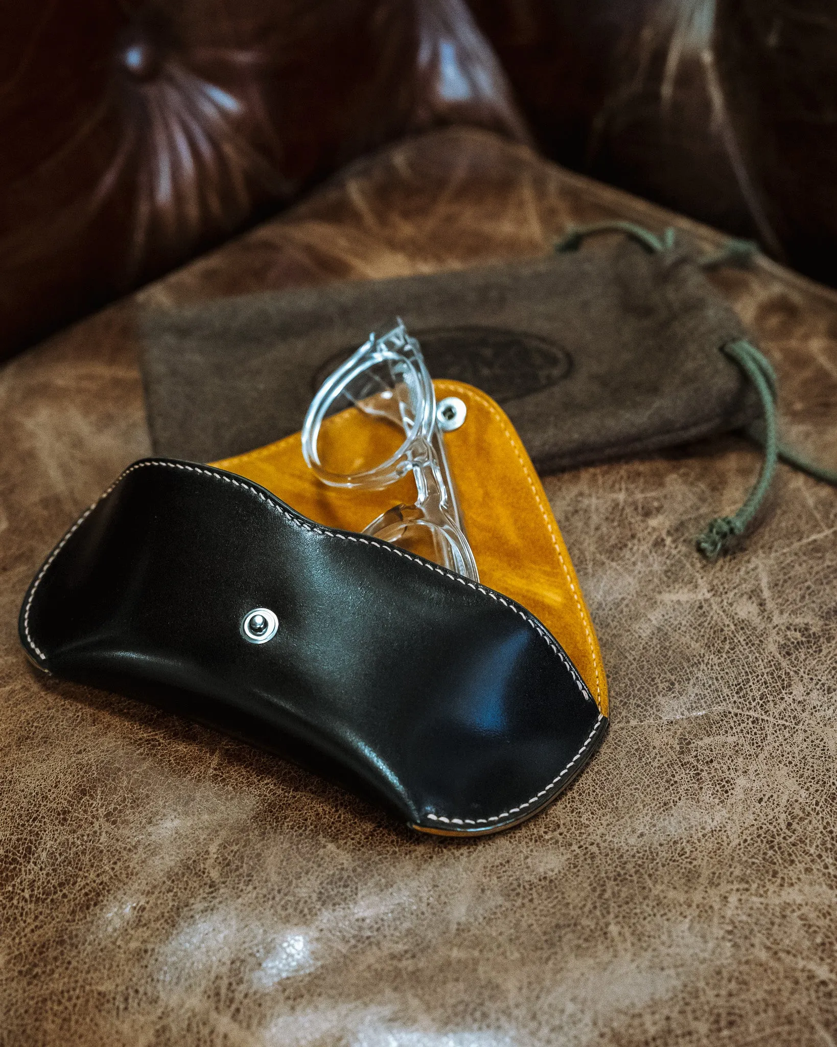 Gizemo Leathers Shell Cordovan Glasses Case - Black sold by Iron Heart product image thumbnail 3