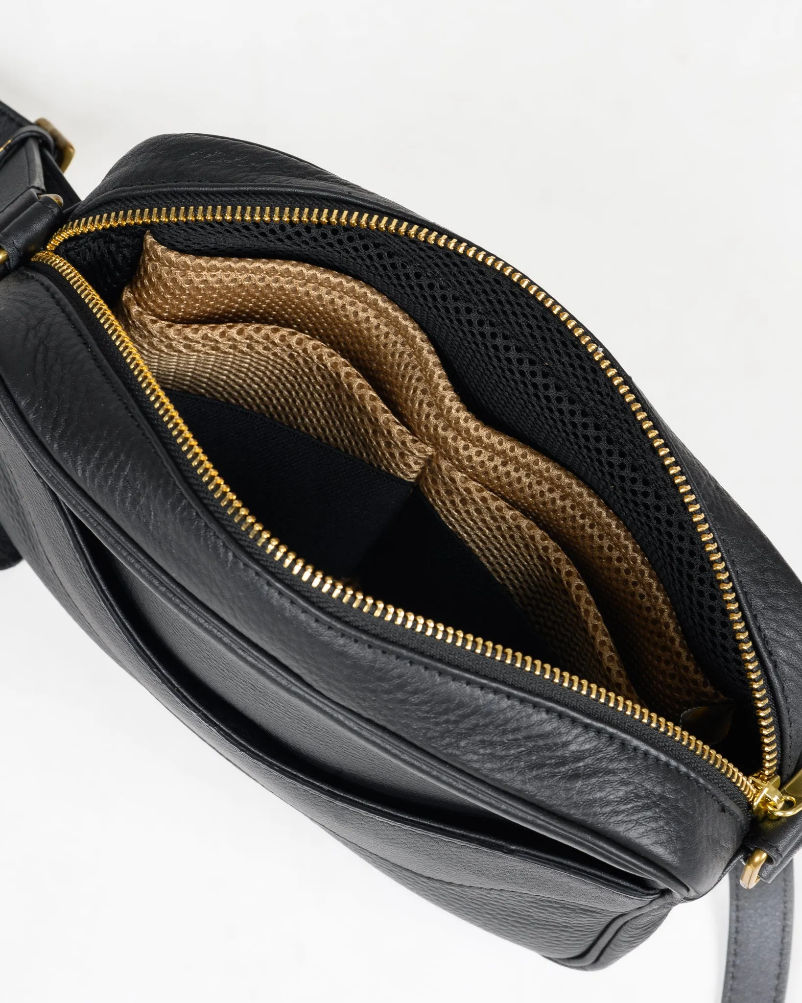 OGL 9981 Small Tumbled Leather Handbag - Black sold by Iron Heart product image thumbnail 5