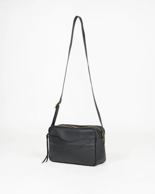 OGL 9981 Large Tumbled Leather Handbag - Black made by Iron Heart