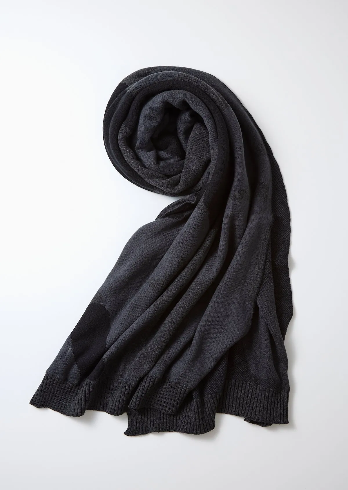 ROTOTO - Duck Camo Scarf - Charcoal sold by Iron Heart