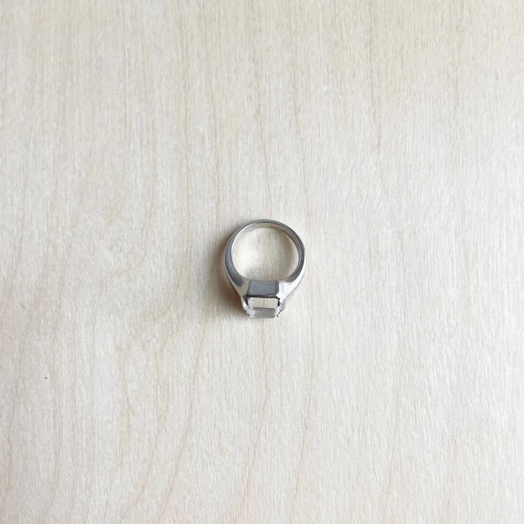 Starburst Clear Vitrine Glass Signet Ring - Size 4 sold by ELA product image thumbnail 3