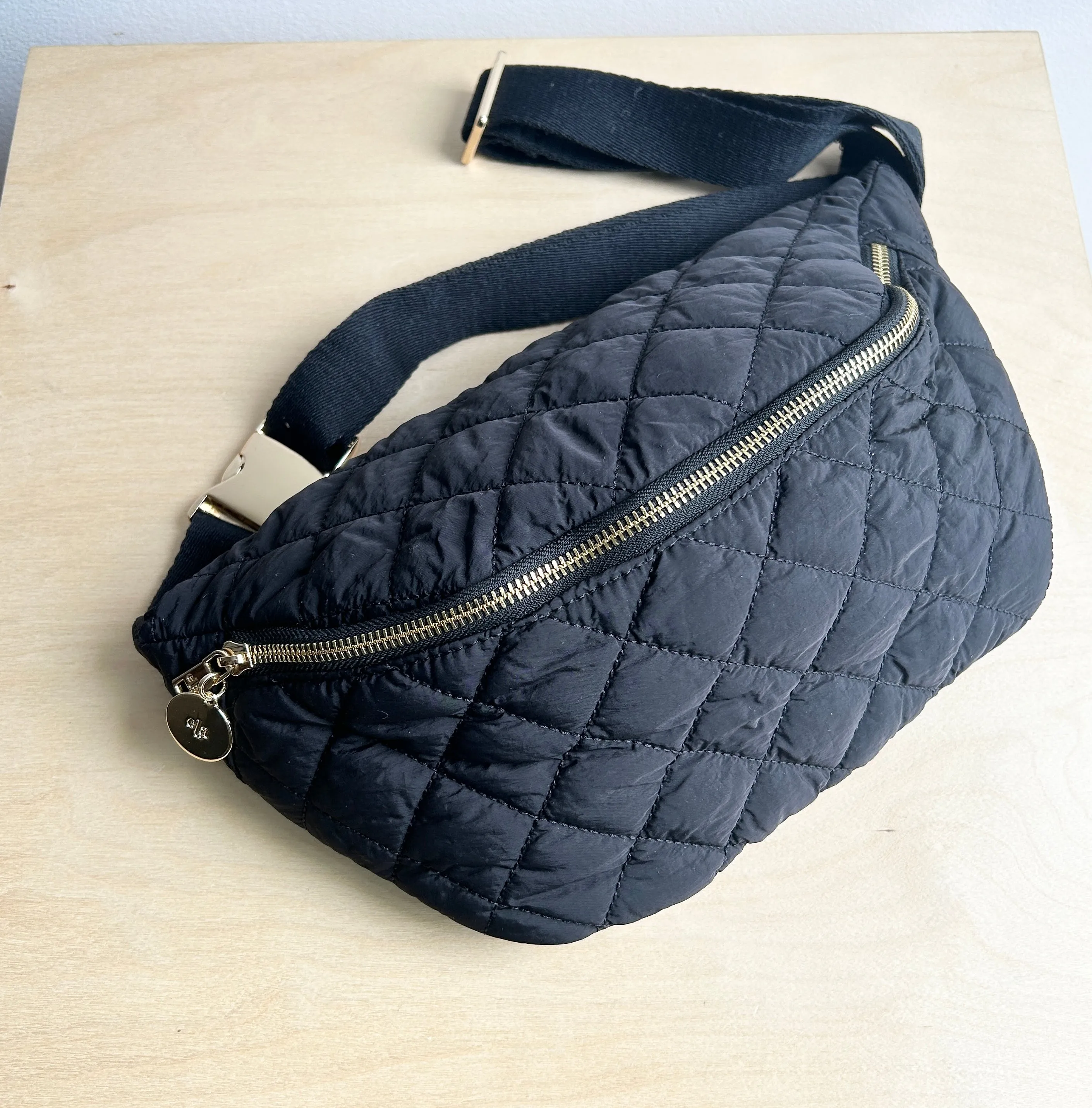 Oversized Quilted Crossbody Bag - Black Archive sold by ELA product image thumbnail 2