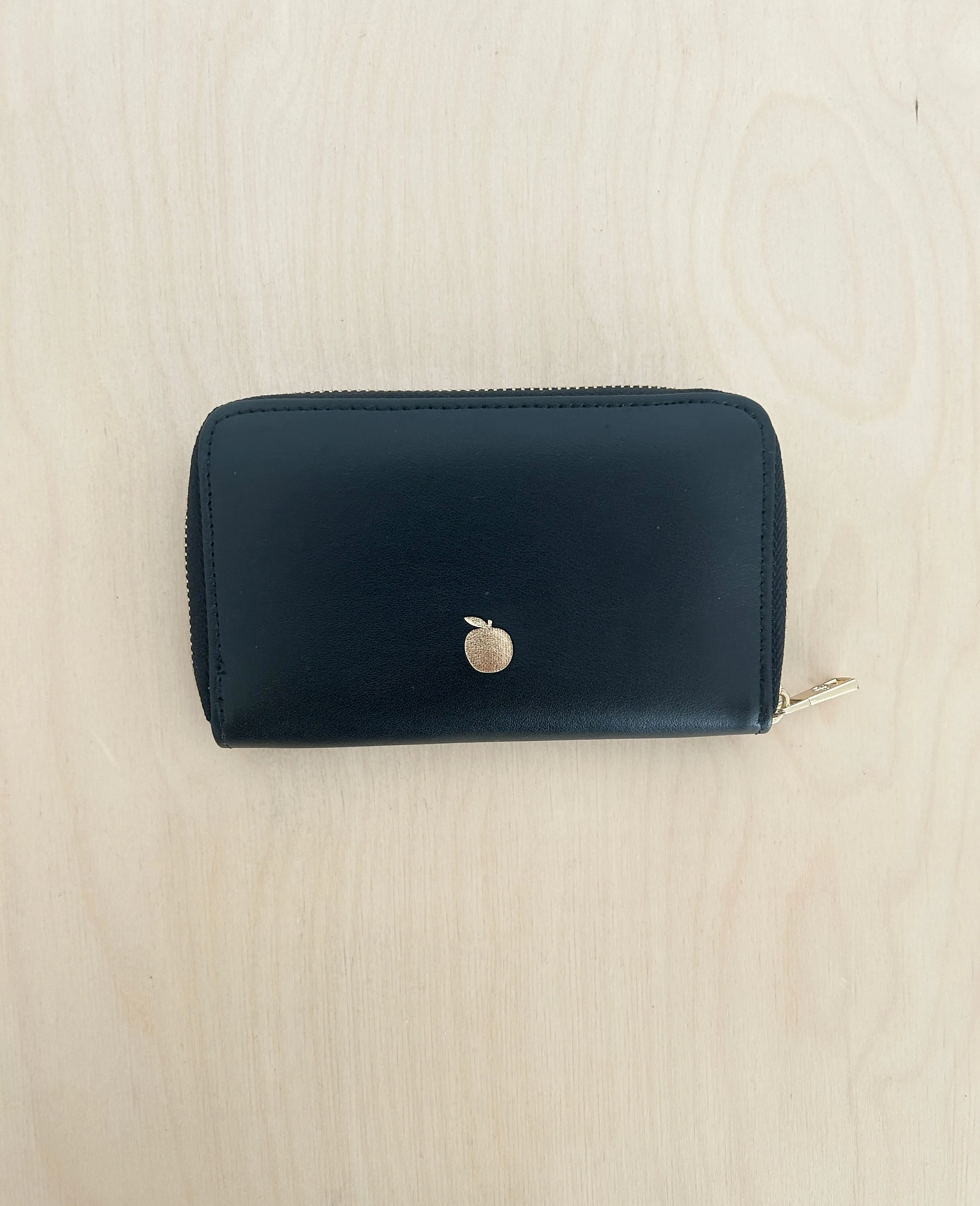 Apple Leather Wallet - Medium - Black Archive Sale sold by ELA product image thumbnail 2