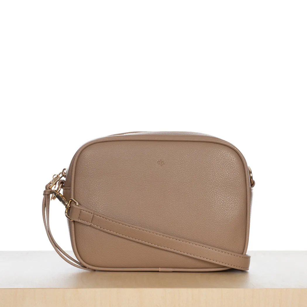 Muse Bag - Cappuccino Pebble sold by ELA