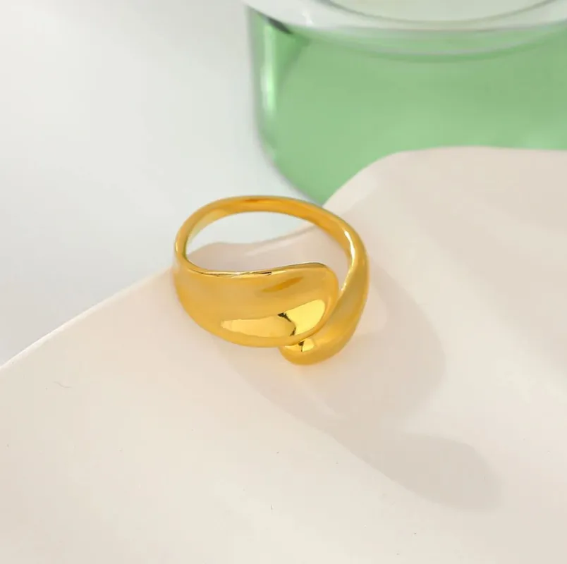 Aurilla Alyana Design Ring sold by Aurilla