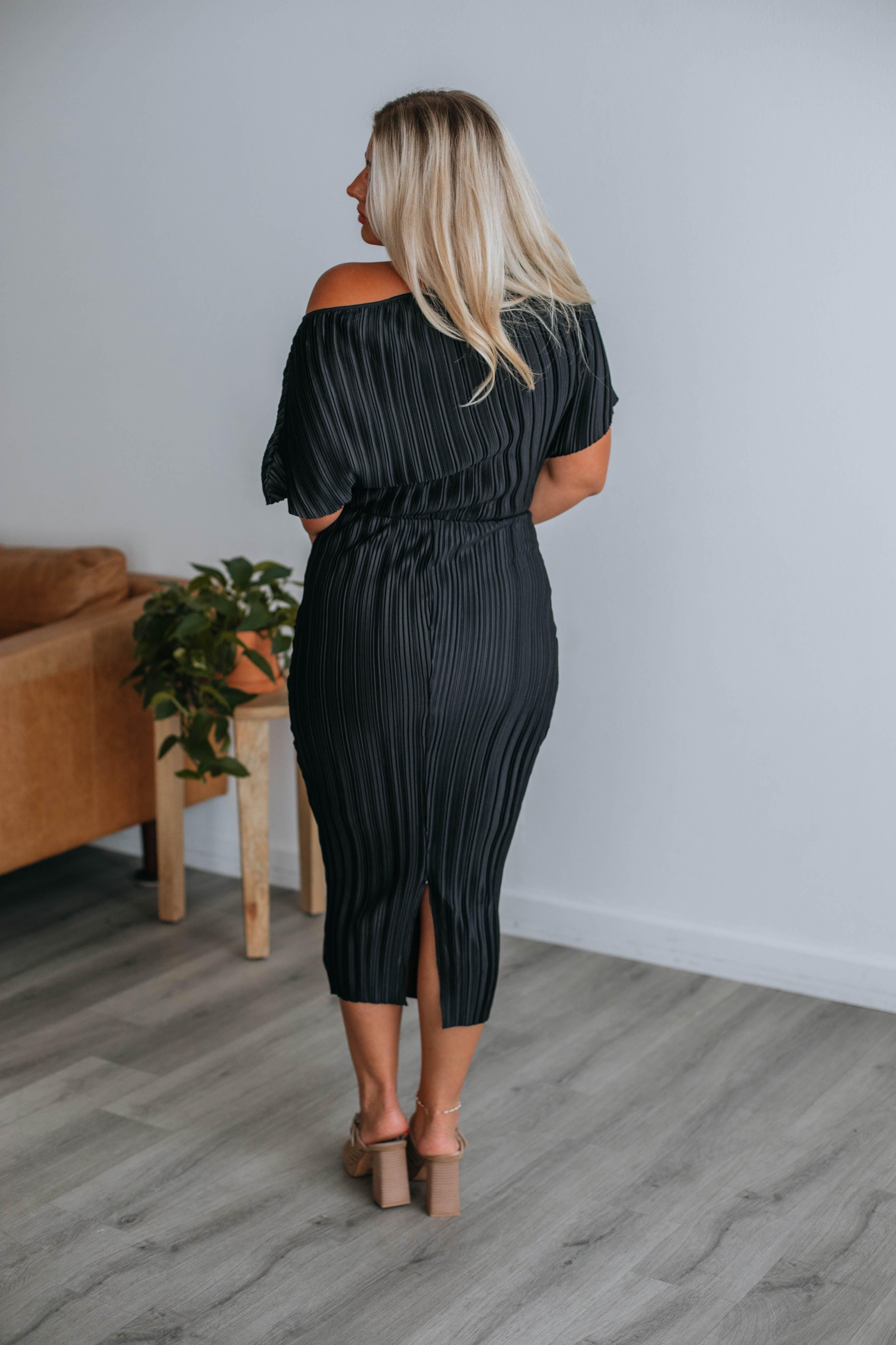 Tressa Midi Dress - Black sold by Wild Oak Boutique product image thumbnail 4