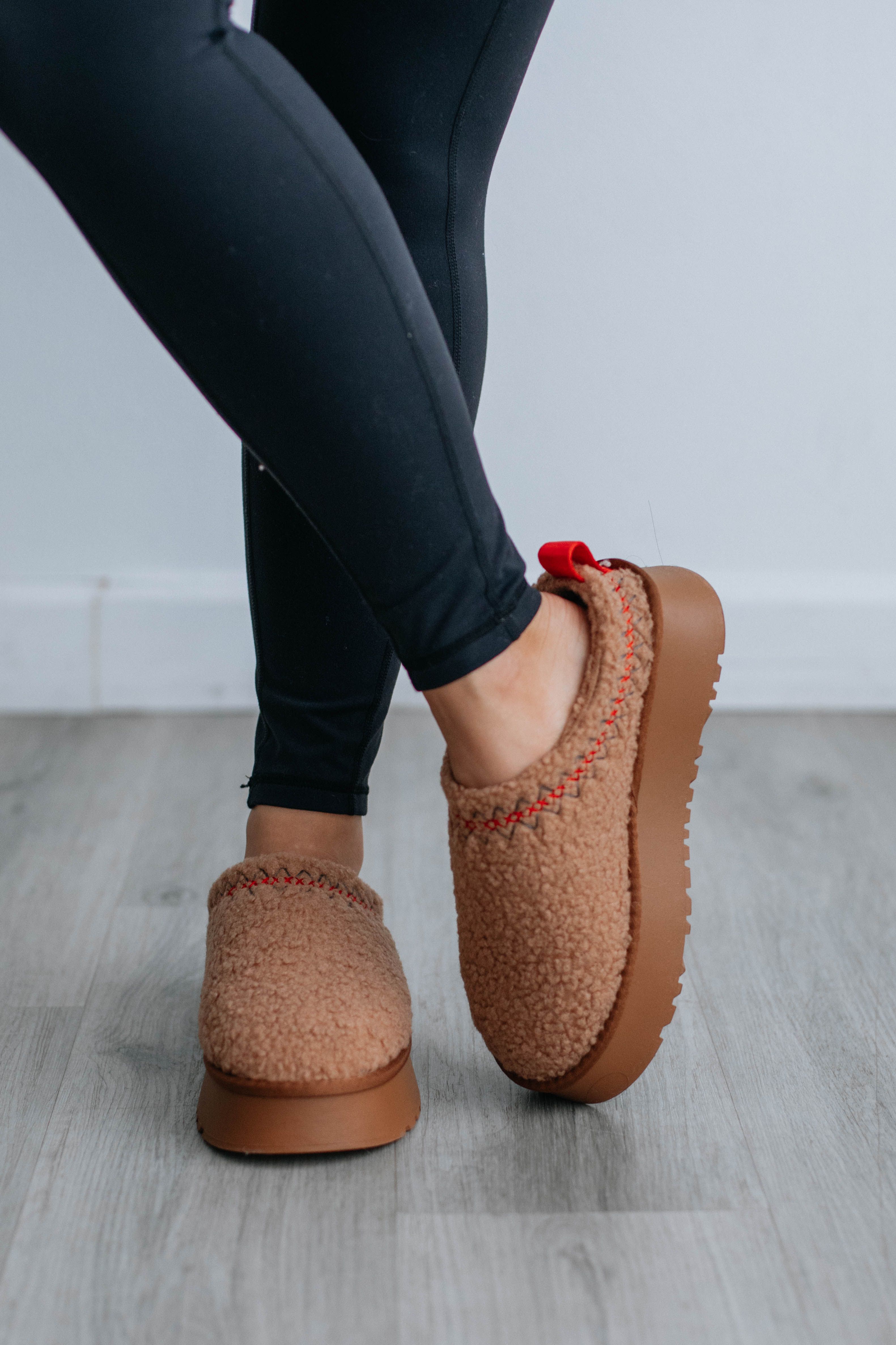 Cozy Era Sherpa Platform Slippers - Camel sold by Wild Oak Boutique product image thumbnail 5