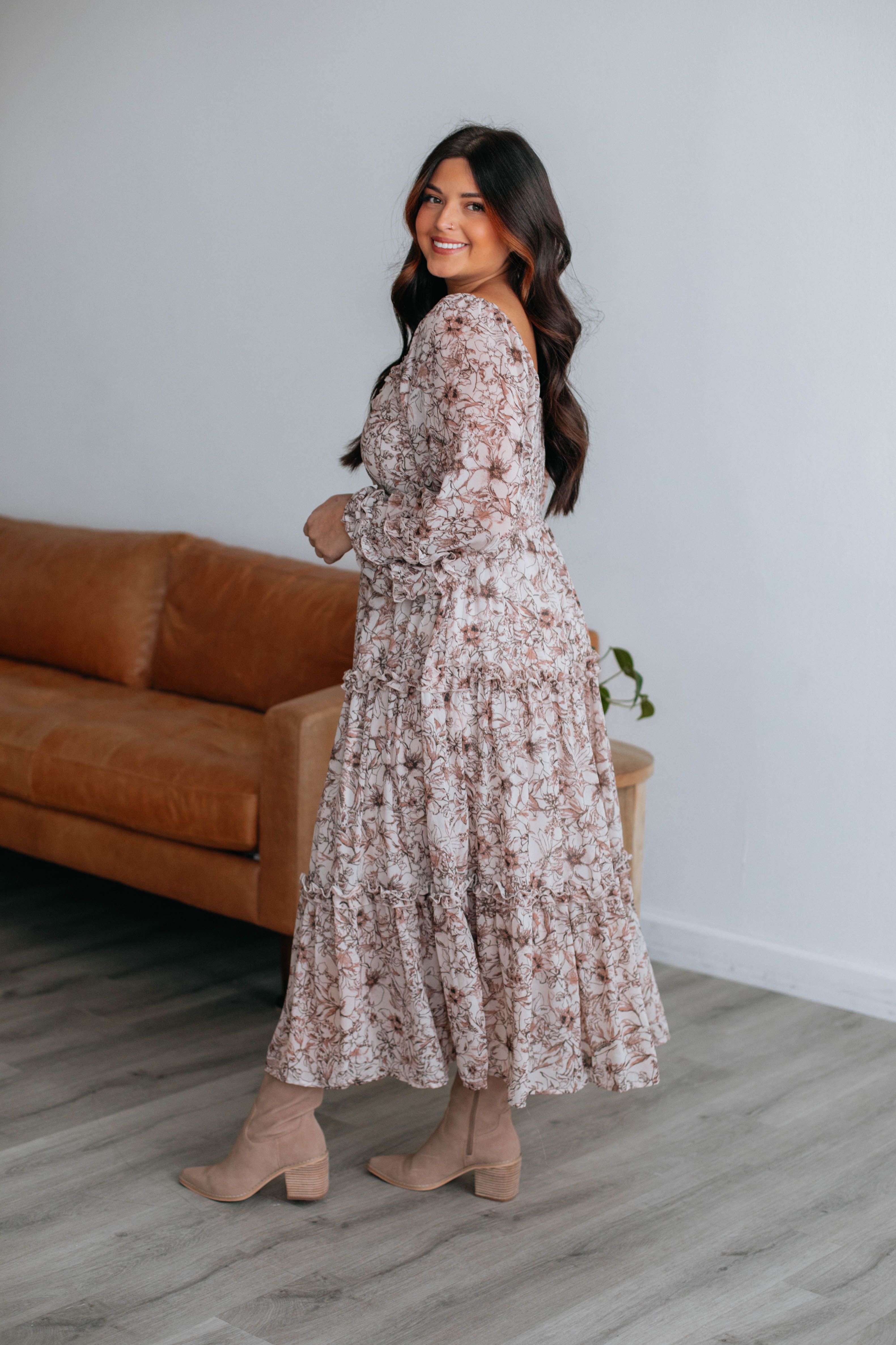 Lynn Floral Midi Dress sold by Wild Oak Boutique product image thumbnail 5