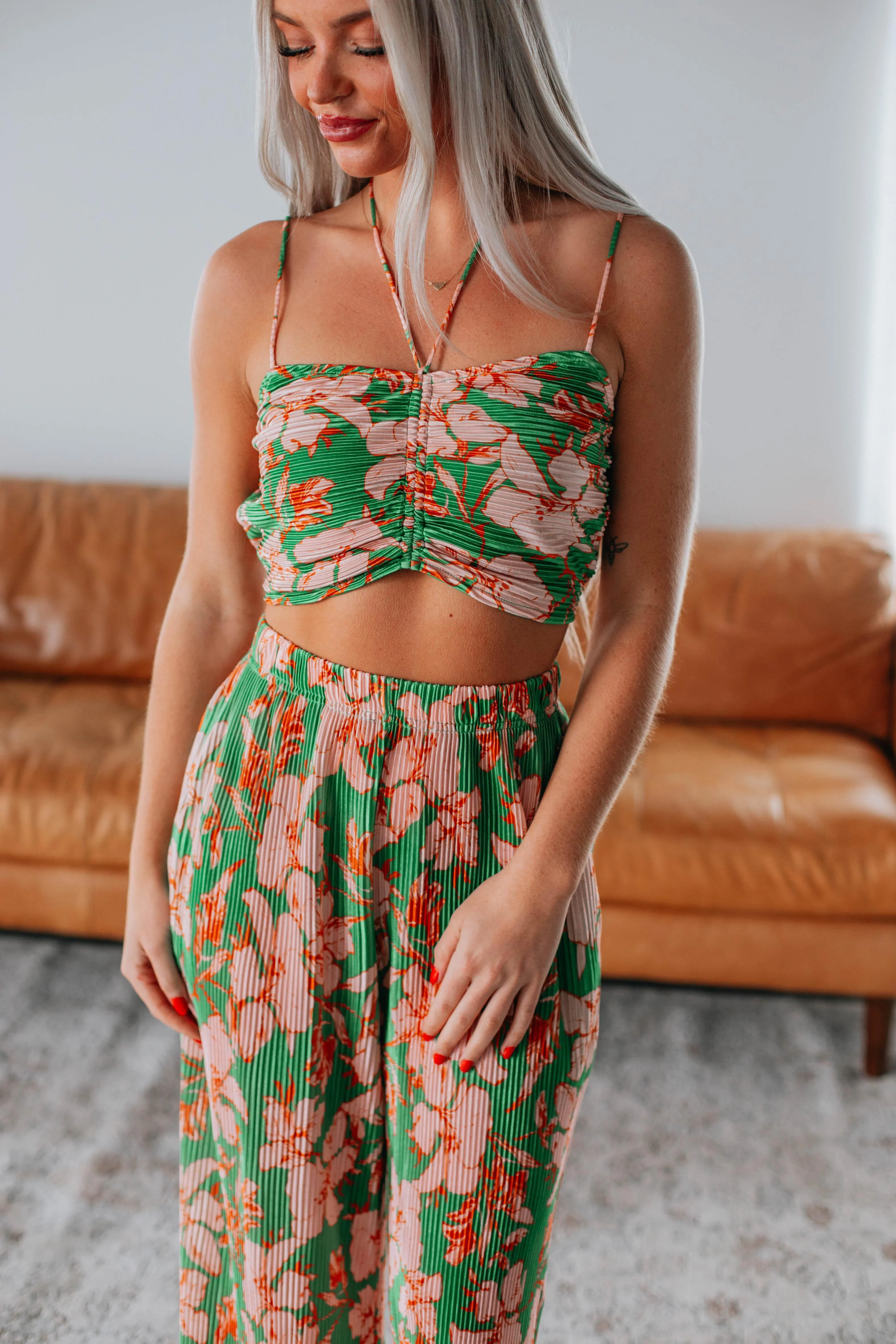 On Vacay Tank sold by Wild Oak Boutique product image thumbnail 2