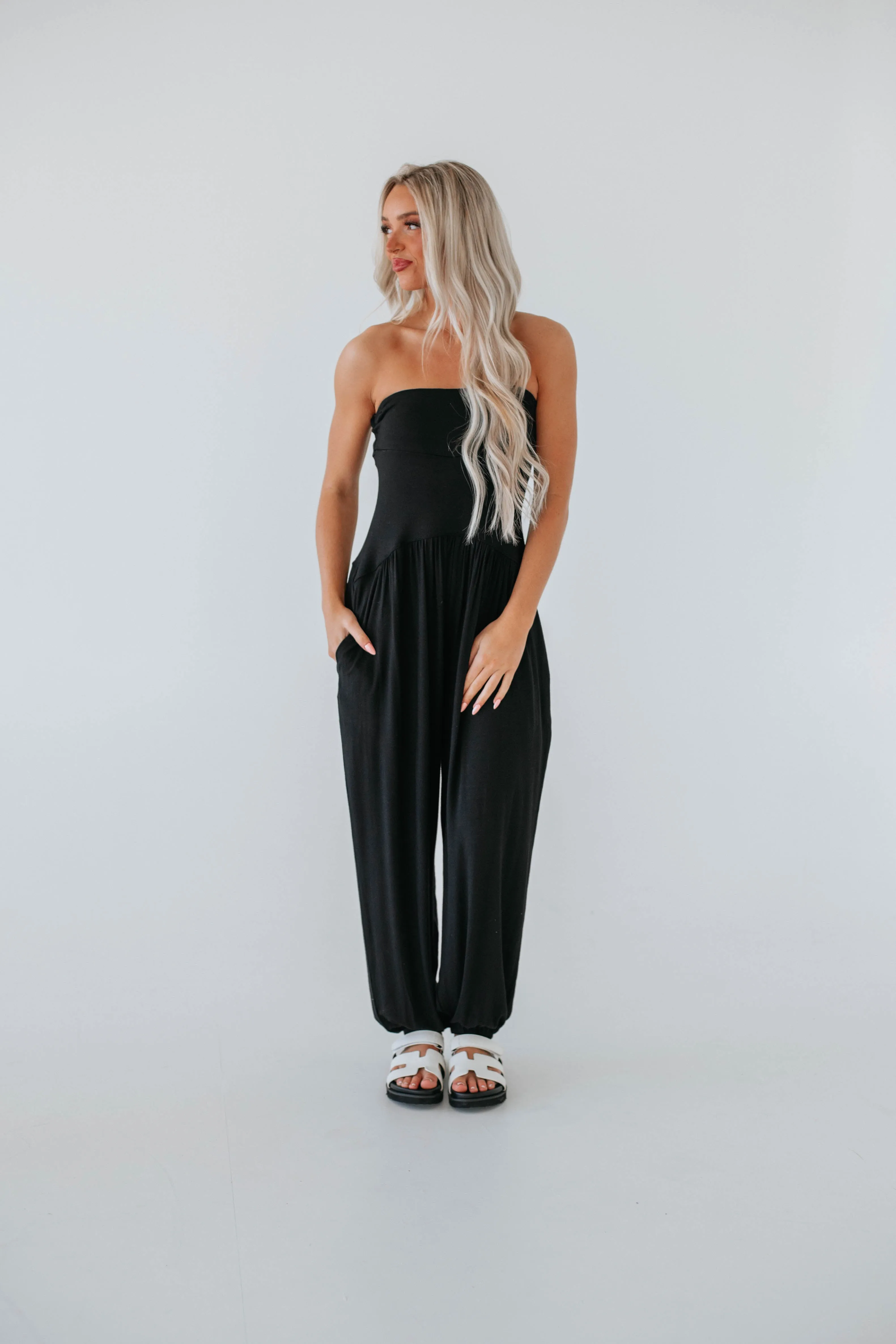 Valen Jumpsuit - Black sold by Wild Oak Boutique product image thumbnail 5