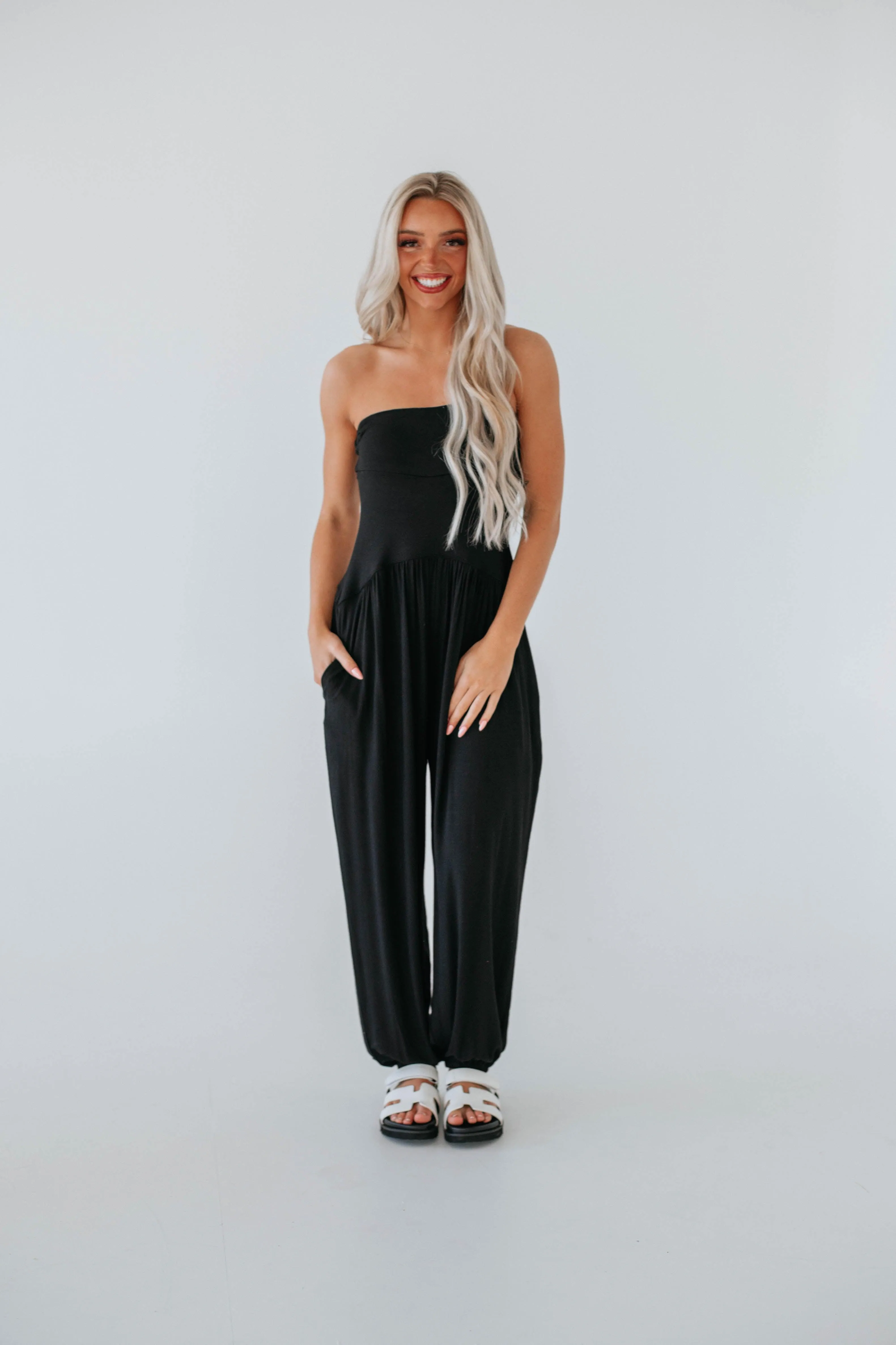Valen Jumpsuit - Black sold by Wild Oak Boutique