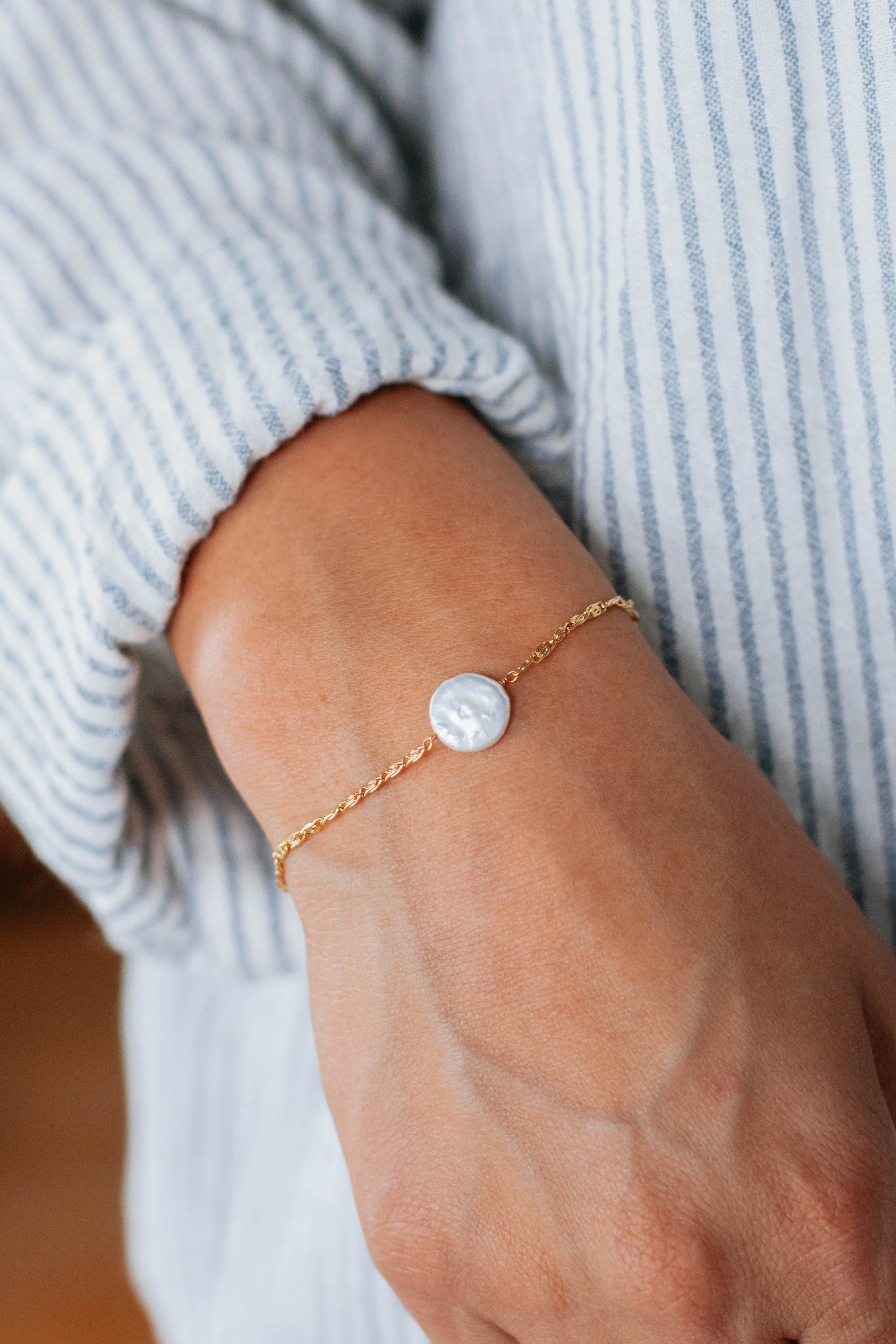 Shanelle Pearl Bracelet sold by Wild Oak Boutique product image thumbnail 2