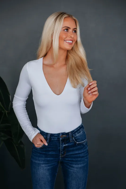 Zarah Basic Bodysuit - Ivory sold by Wild Oak Boutique