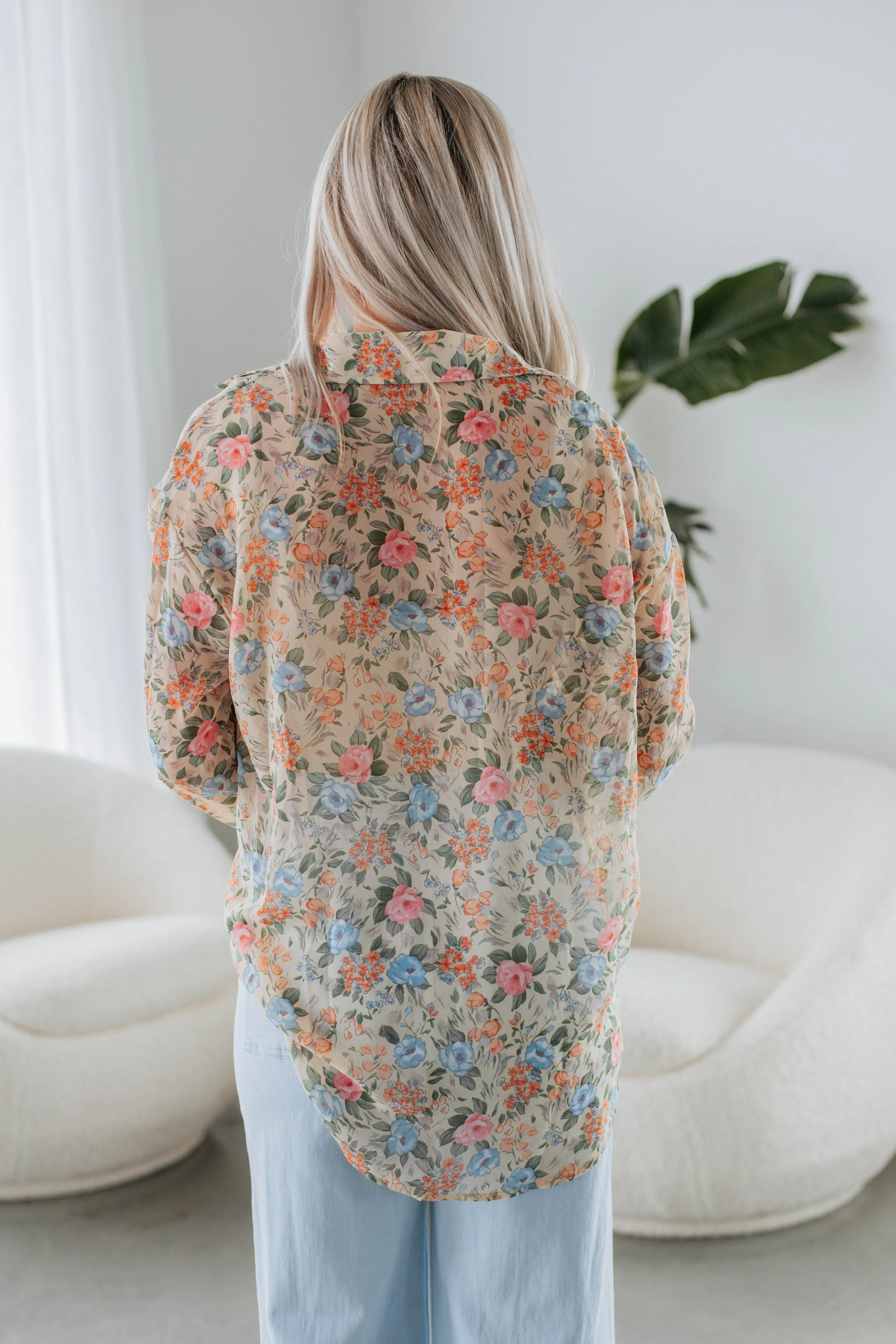 Xantha Floral Button Down sold by Wild Oak Boutique product image thumbnail 5