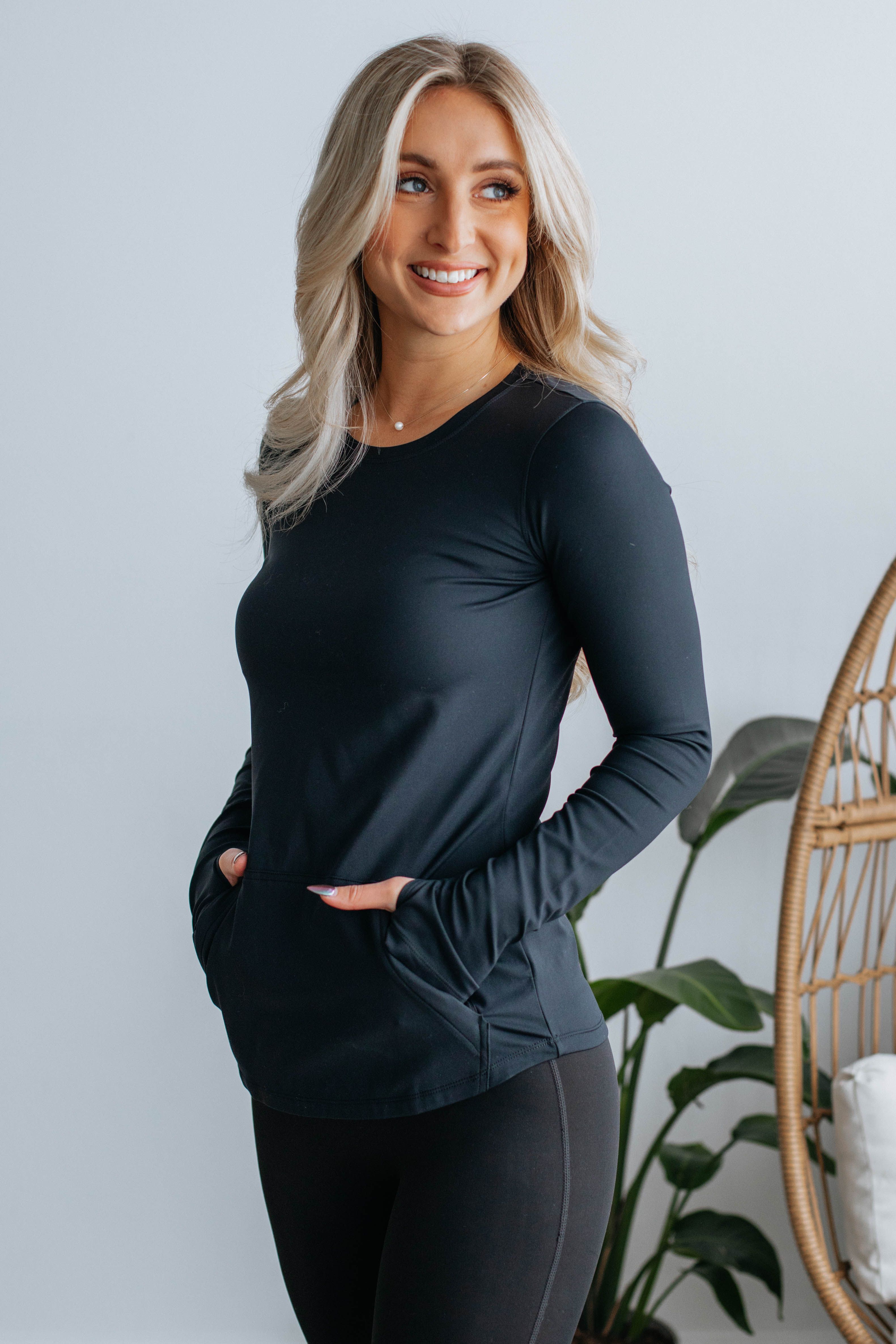 Soleil Active Top sold by Wild Oak Boutique product image thumbnail 3