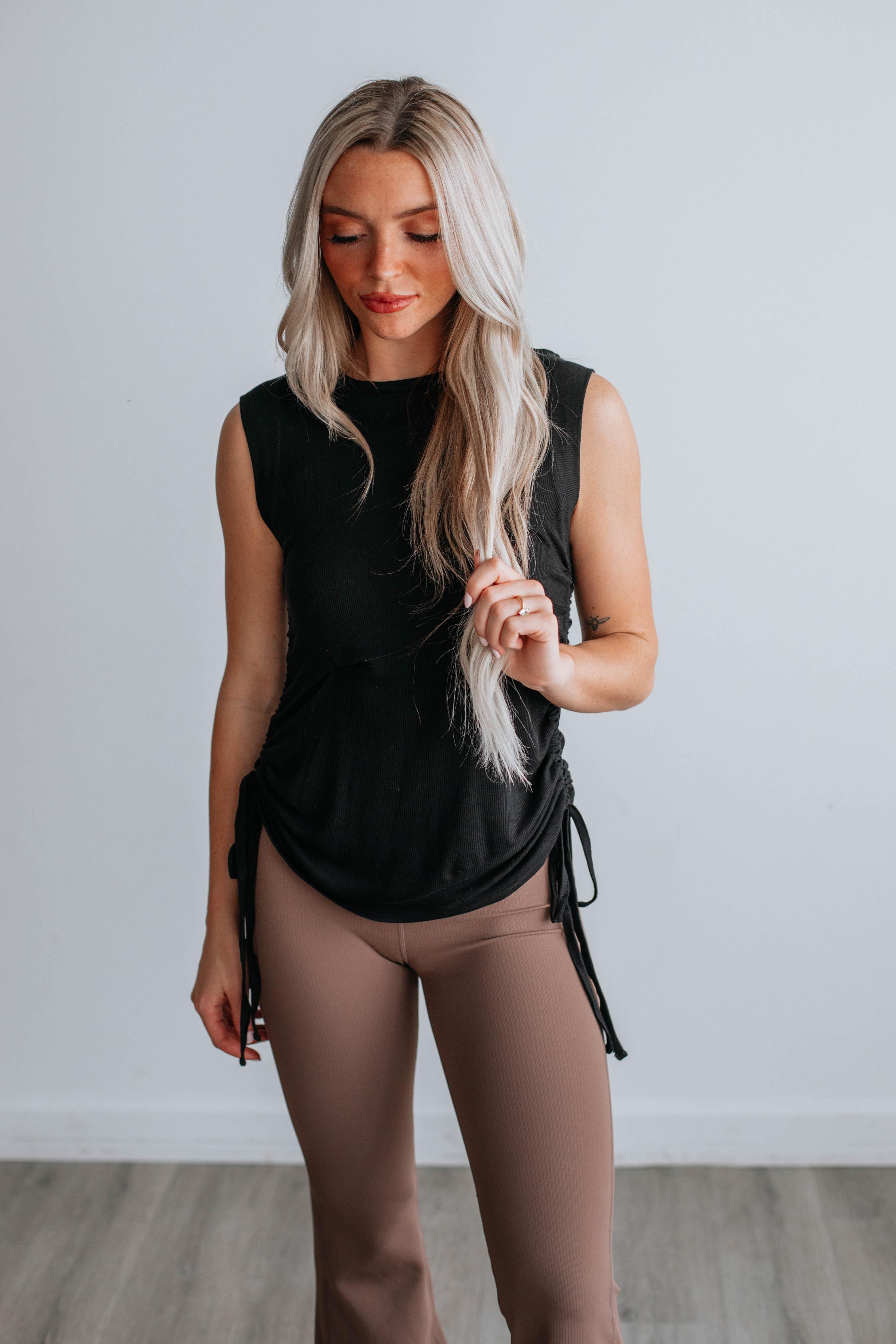 Kizer Ribbed Tank sold by Wild Oak Boutique product image thumbnail 3