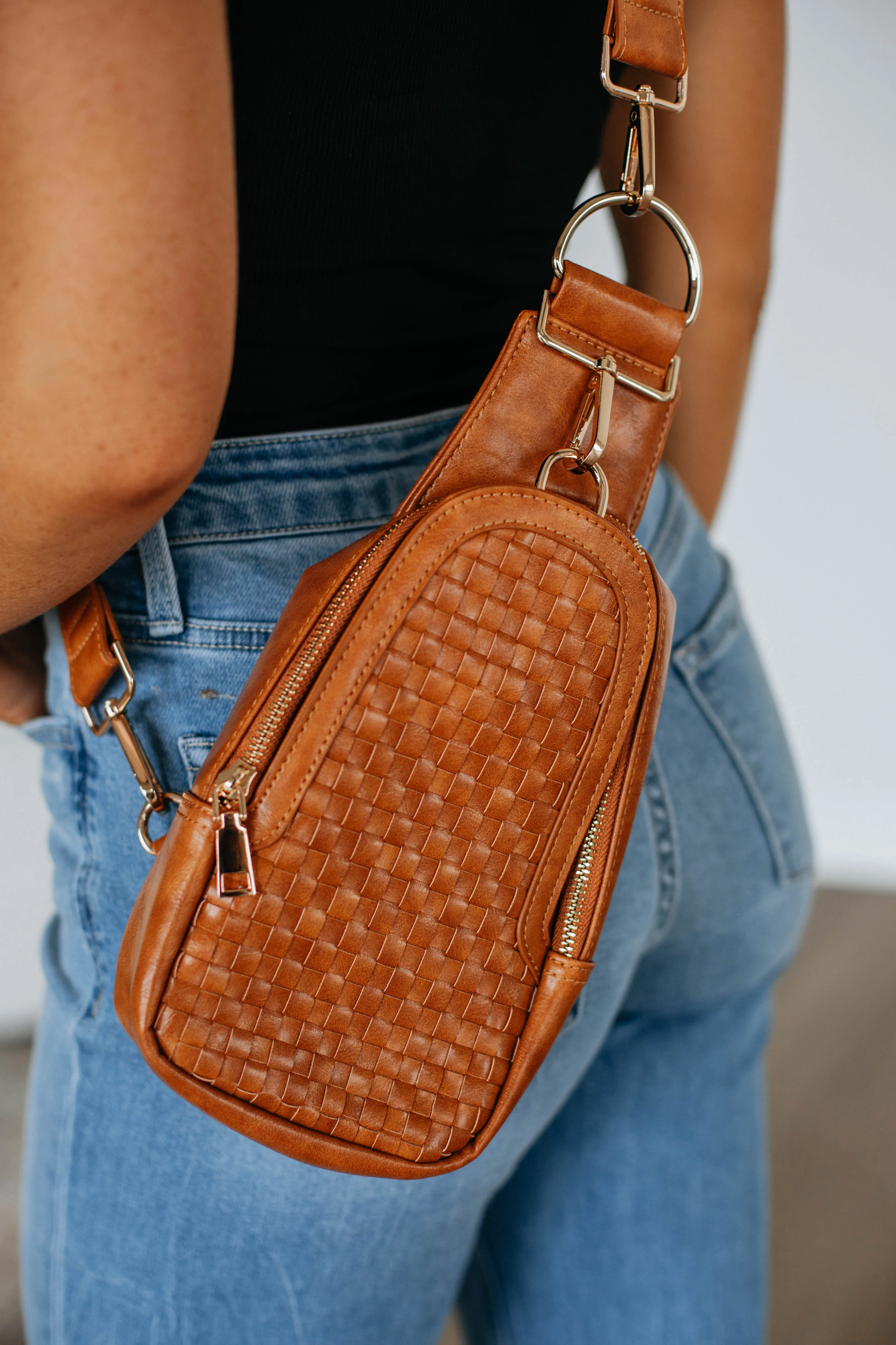 Mattie Crossbody Bag - Cognac sold by Wild Oak Boutique