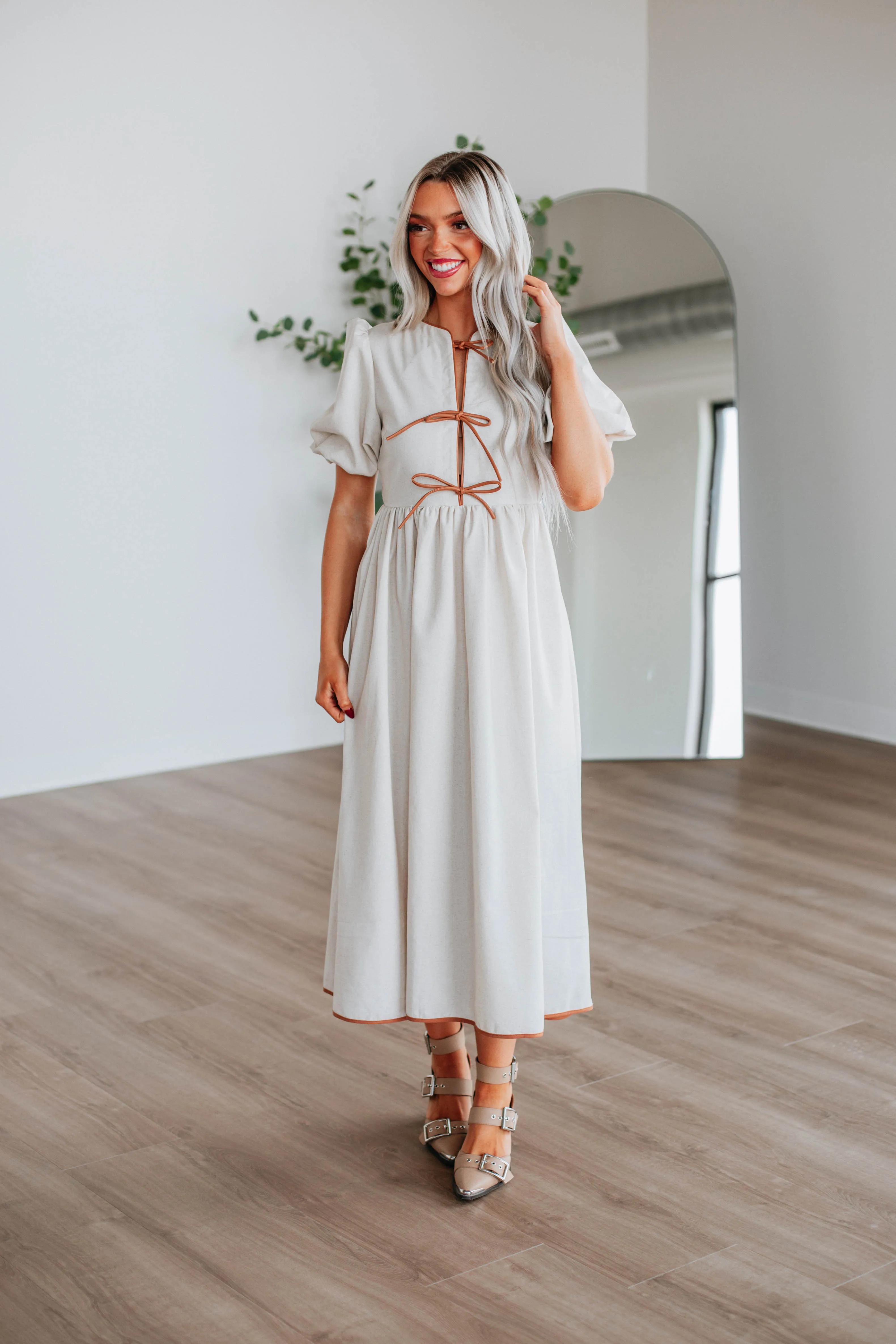 Maelea Midi Dress sold by Wild Oak Boutique product image thumbnail 4