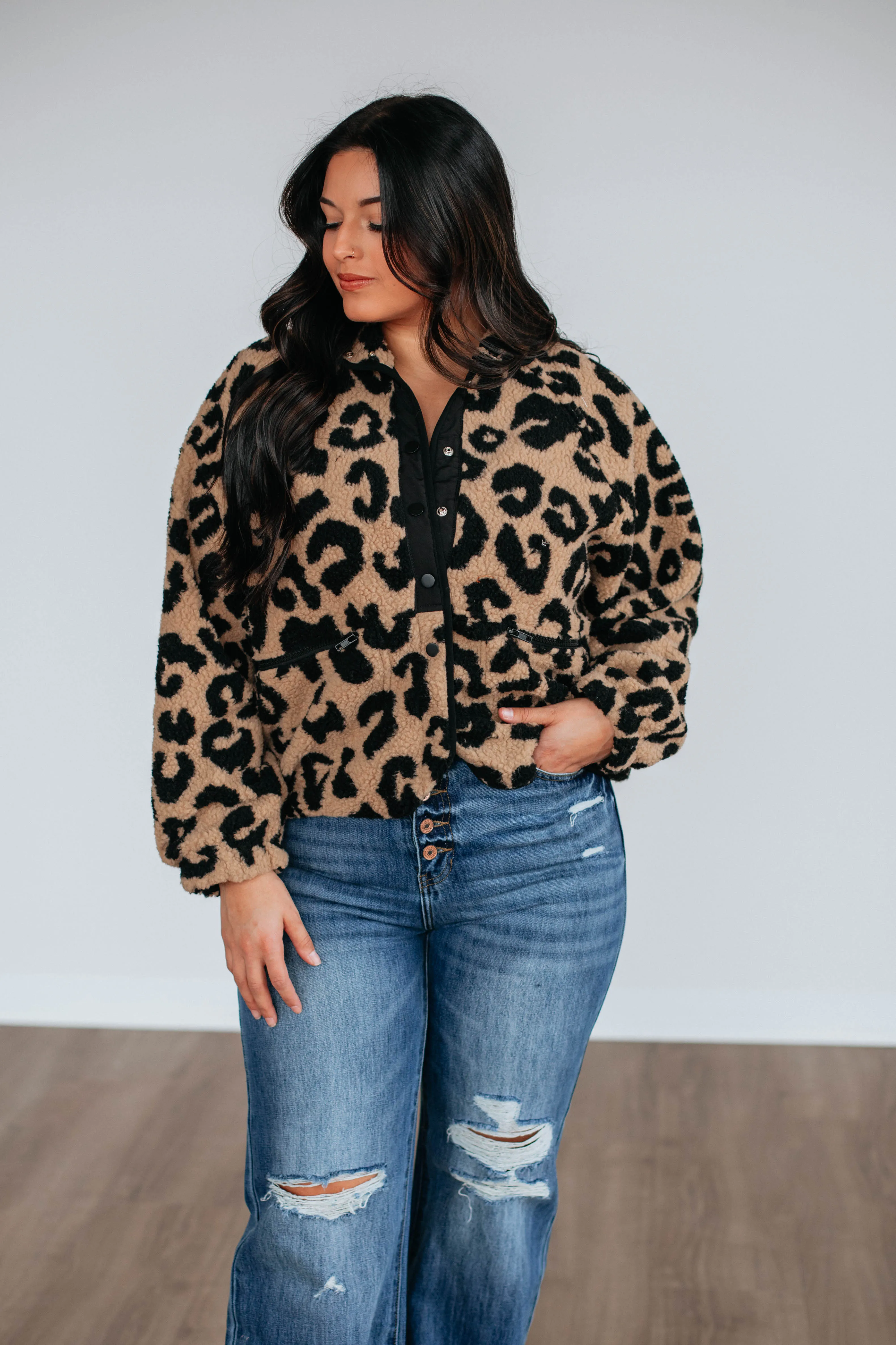 Leisha Sherpa Jacket sold by Wild Oak Boutique product image thumbnail 3