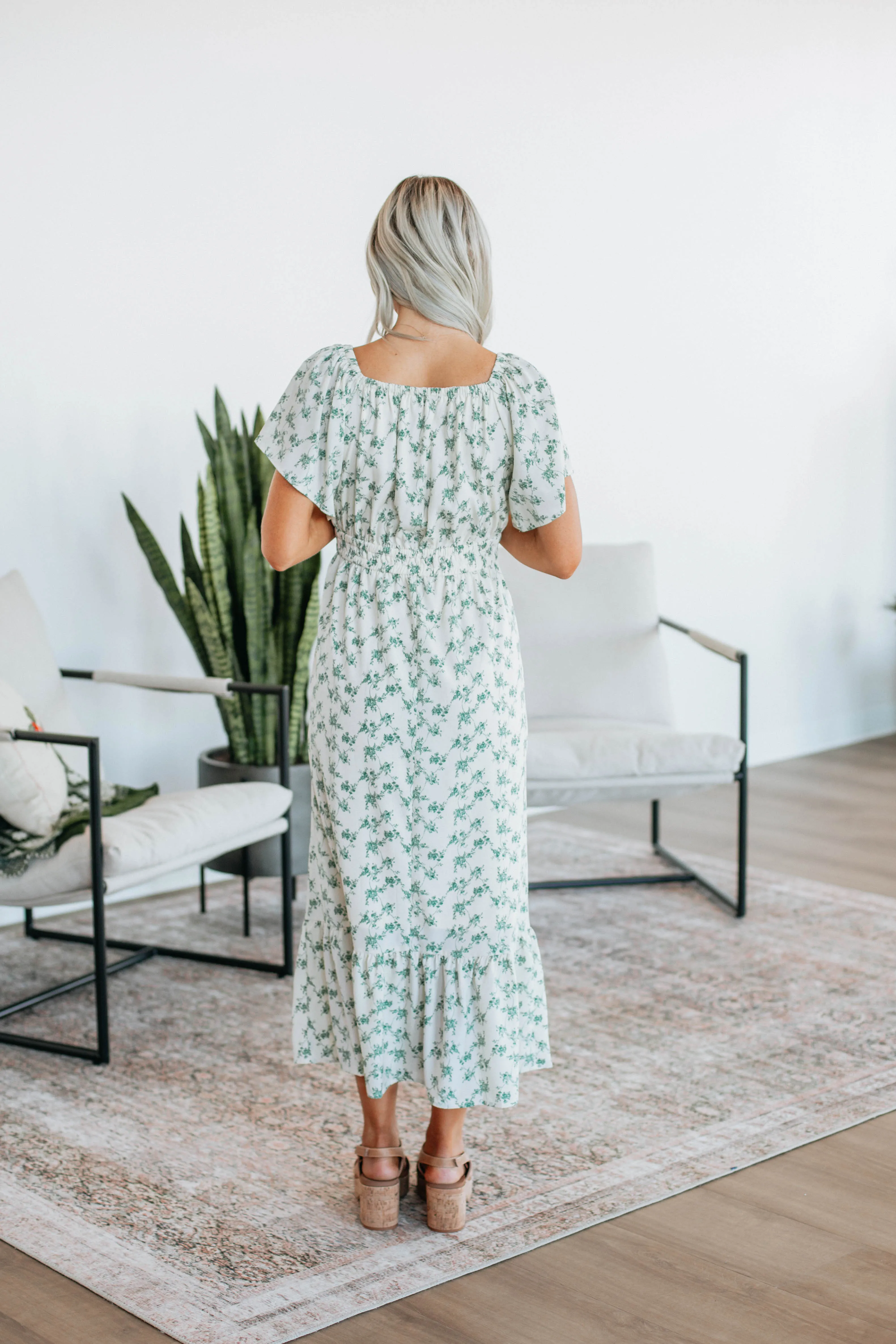 Ellason Floral Dress sold by Wild Oak Boutique product image thumbnail 5