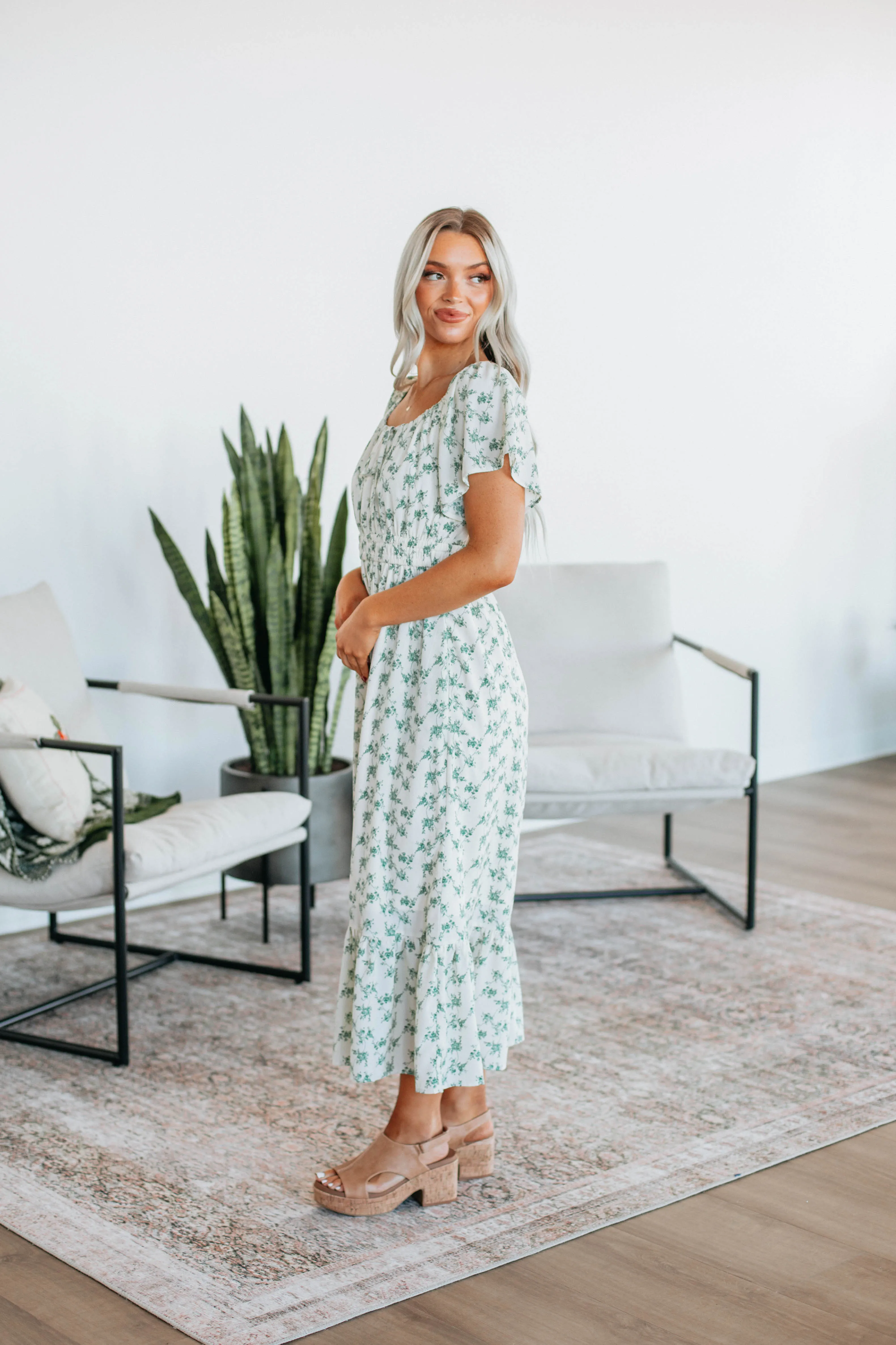 Ellason Floral Dress sold by Wild Oak Boutique product image thumbnail 2