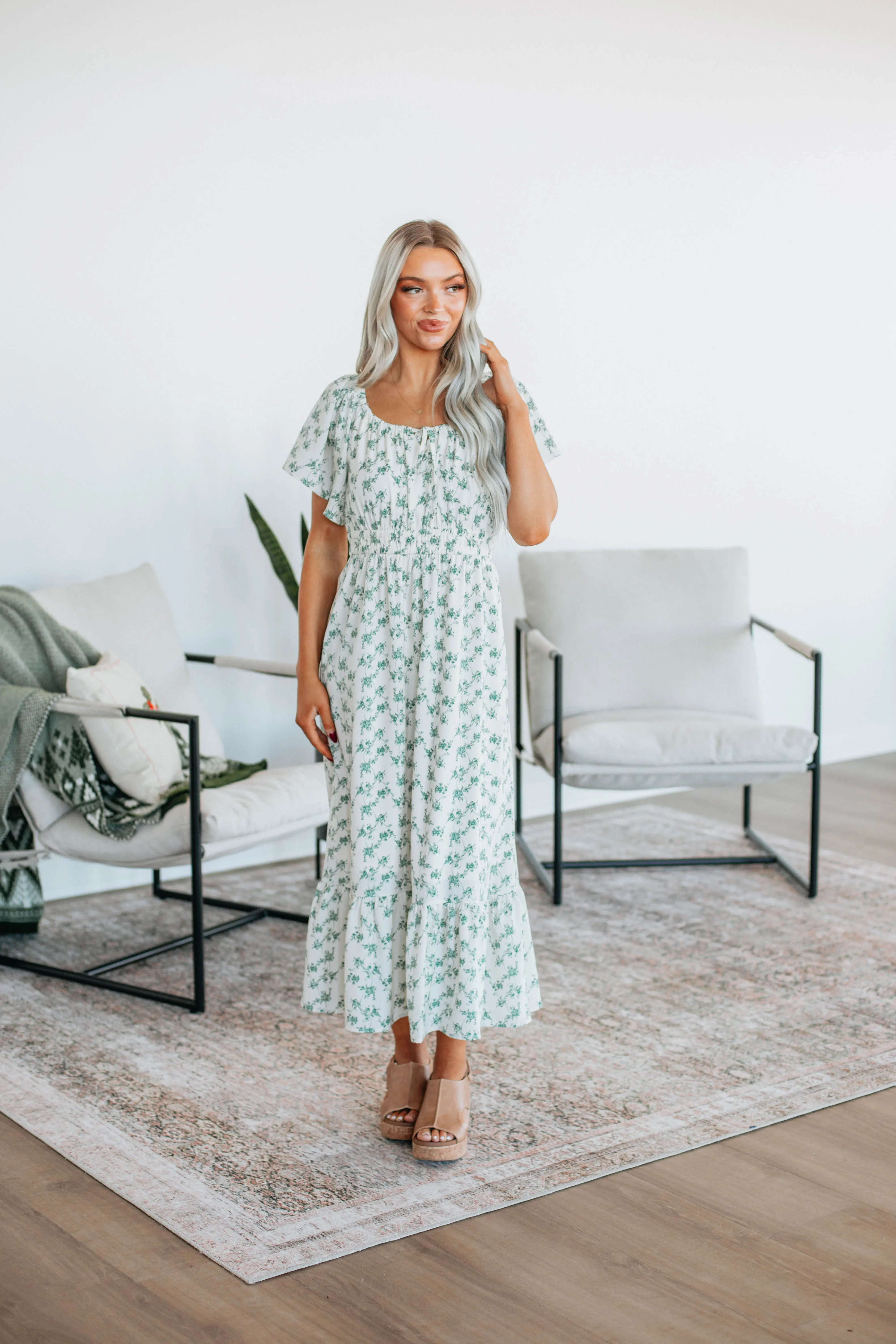 Ellason Floral Dress sold by Wild Oak Boutique product image thumbnail 3