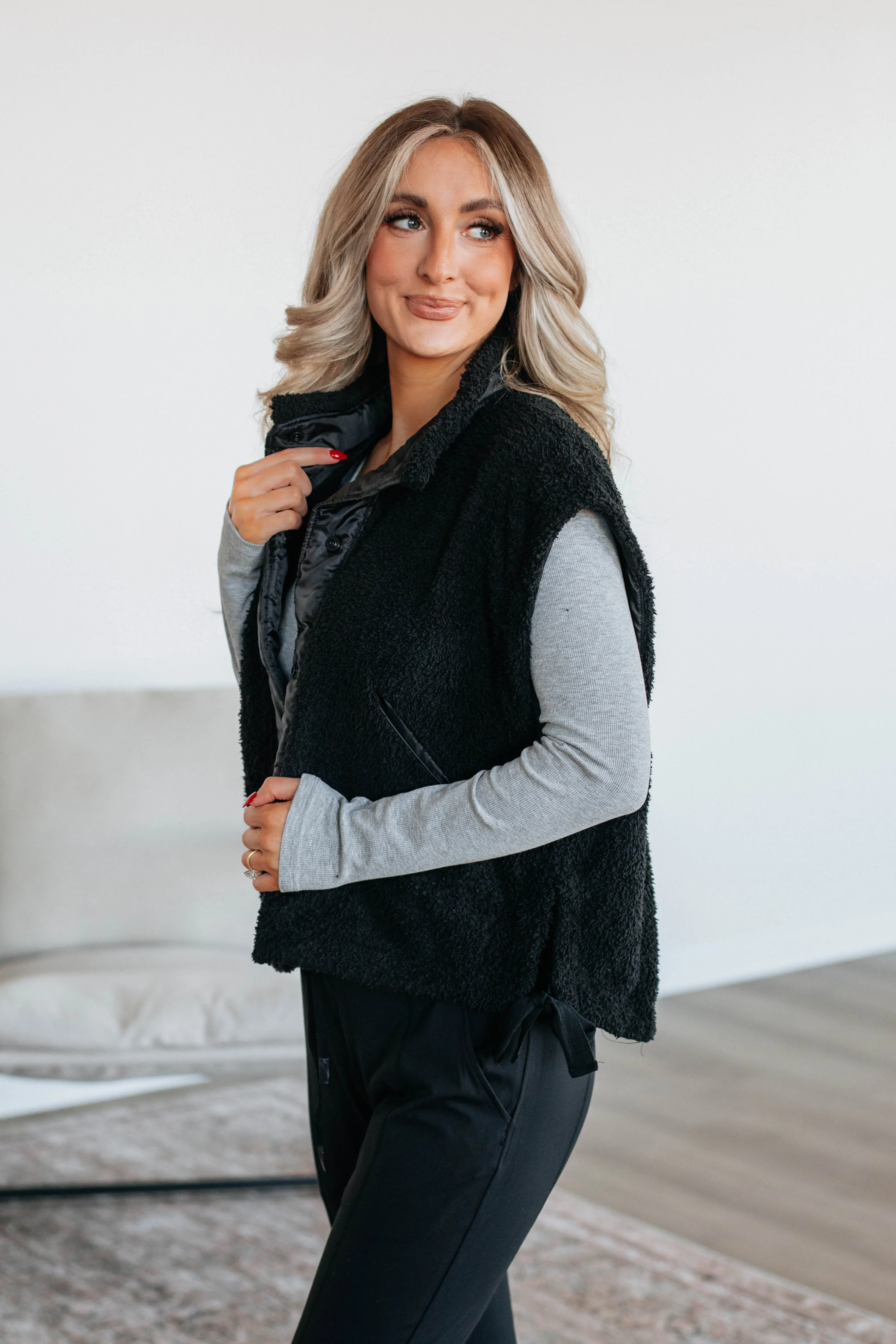 Verno Sherpa Vest - Black sold by Wild Oak Boutique product image thumbnail 2