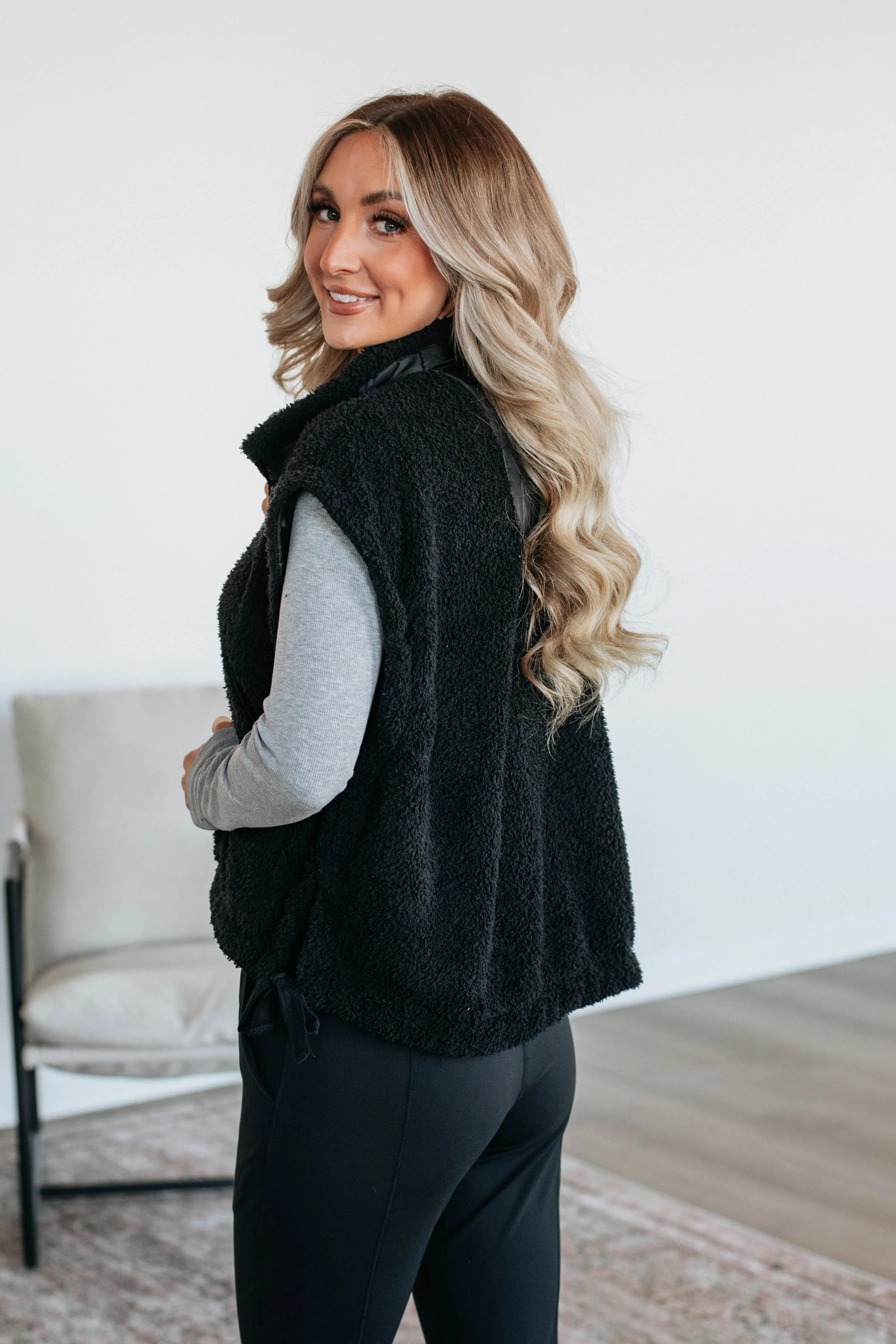 Verno Sherpa Vest - Black sold by Wild Oak Boutique product image thumbnail 5