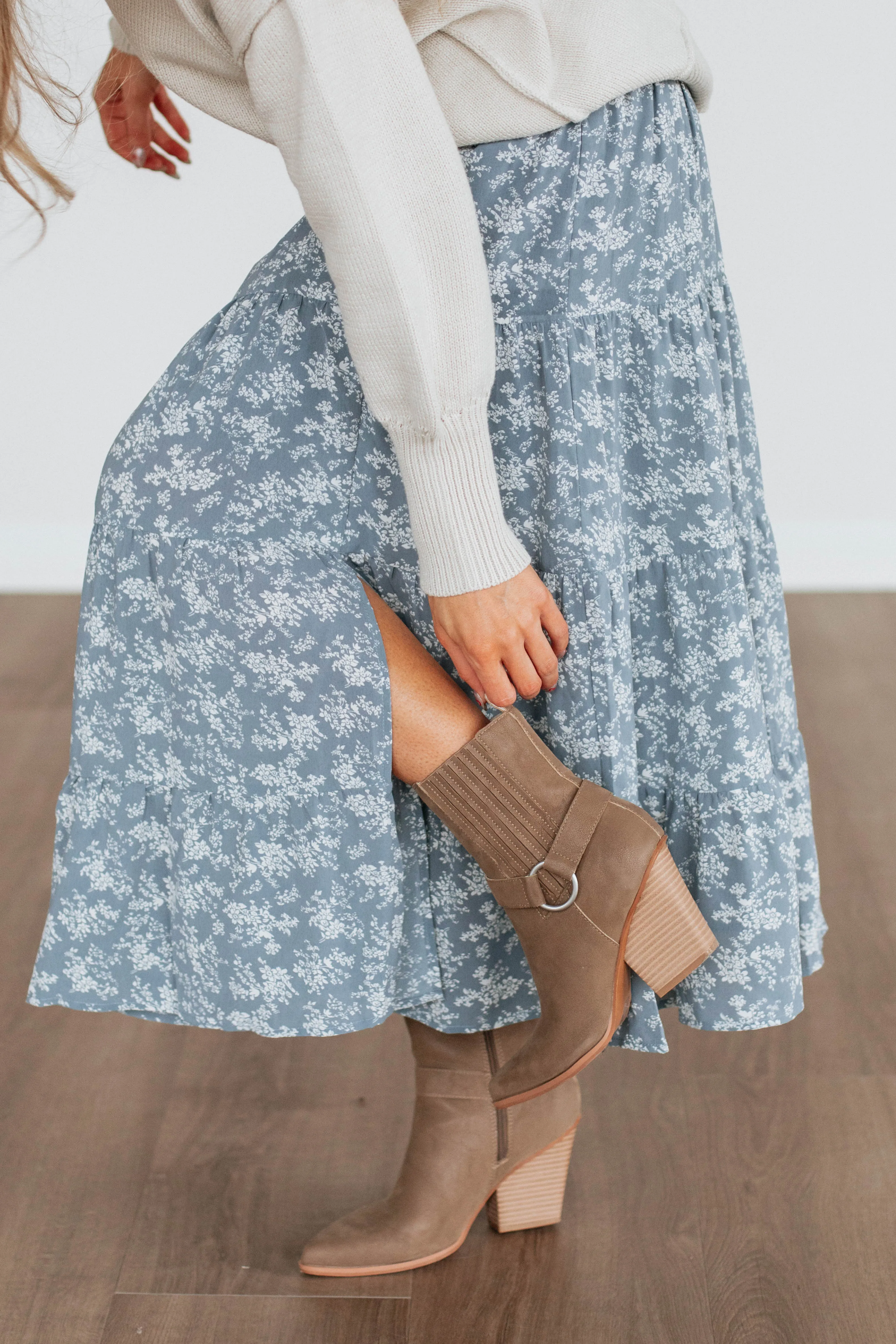 Faya Floral Skirt sold by Wild Oak Boutique product image thumbnail 4