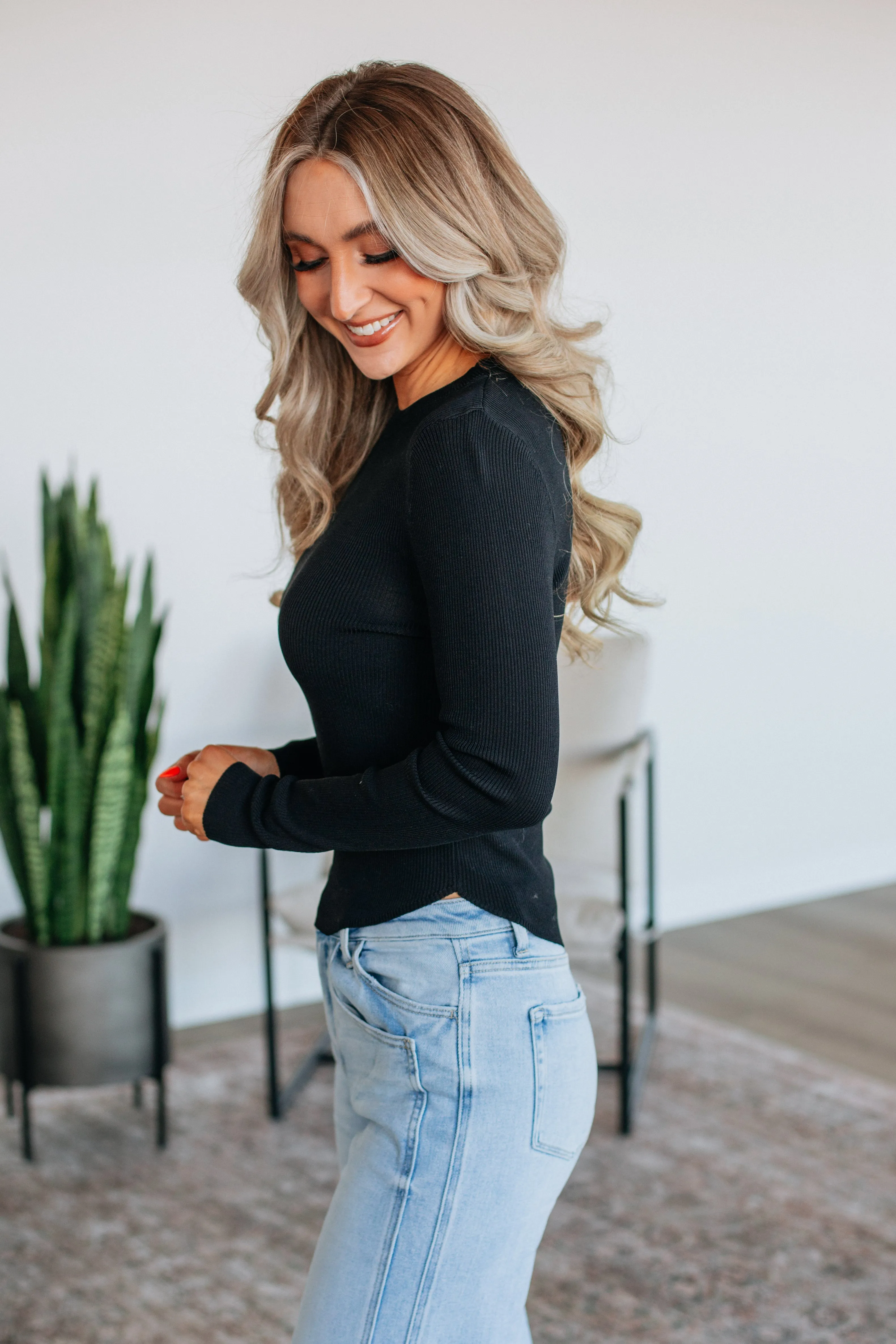 Iria Ribbed Top - Black sold by Wild Oak Boutique product image thumbnail 4