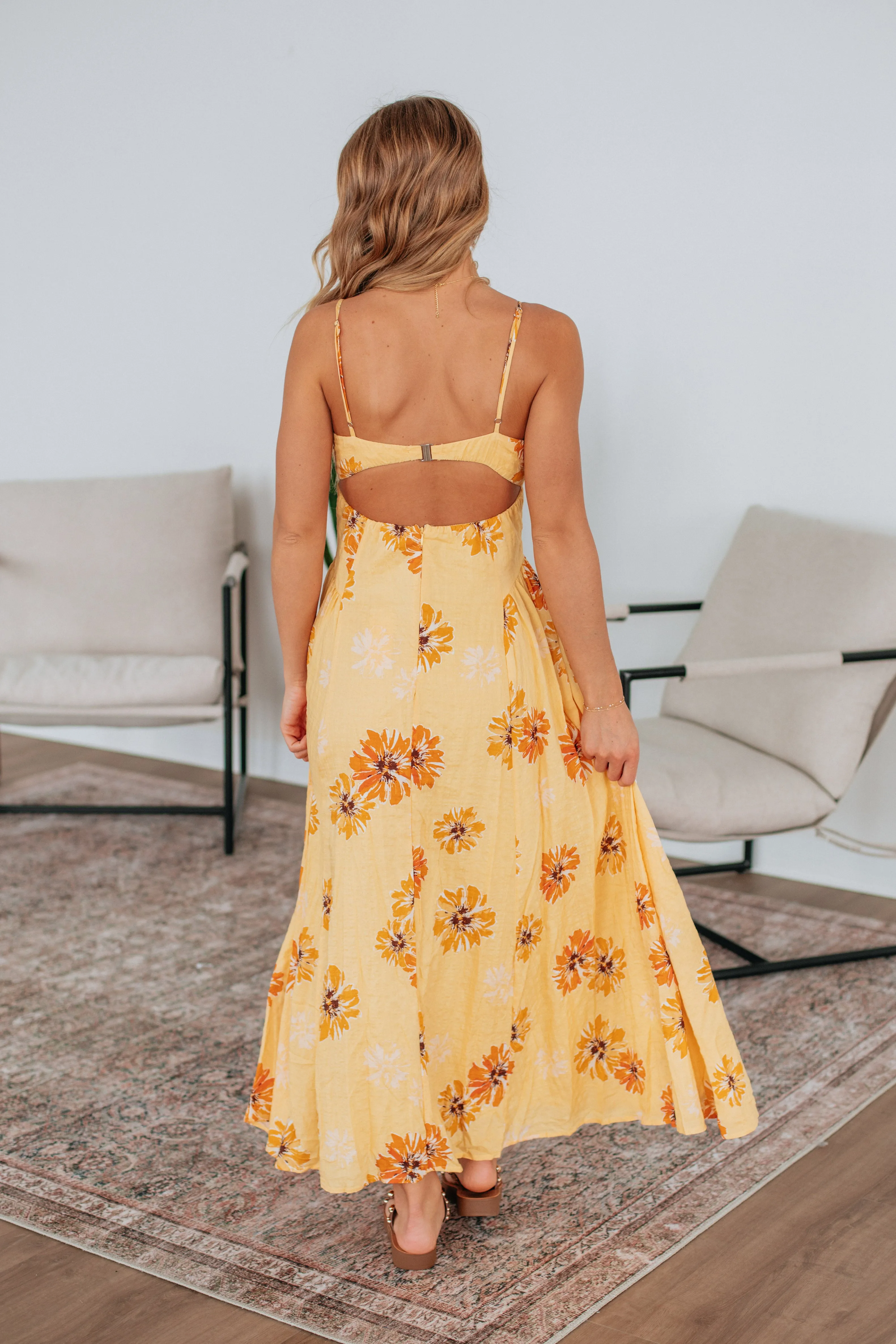 Georgina Floral Dress sold by Wild Oak Boutique product image thumbnail 3