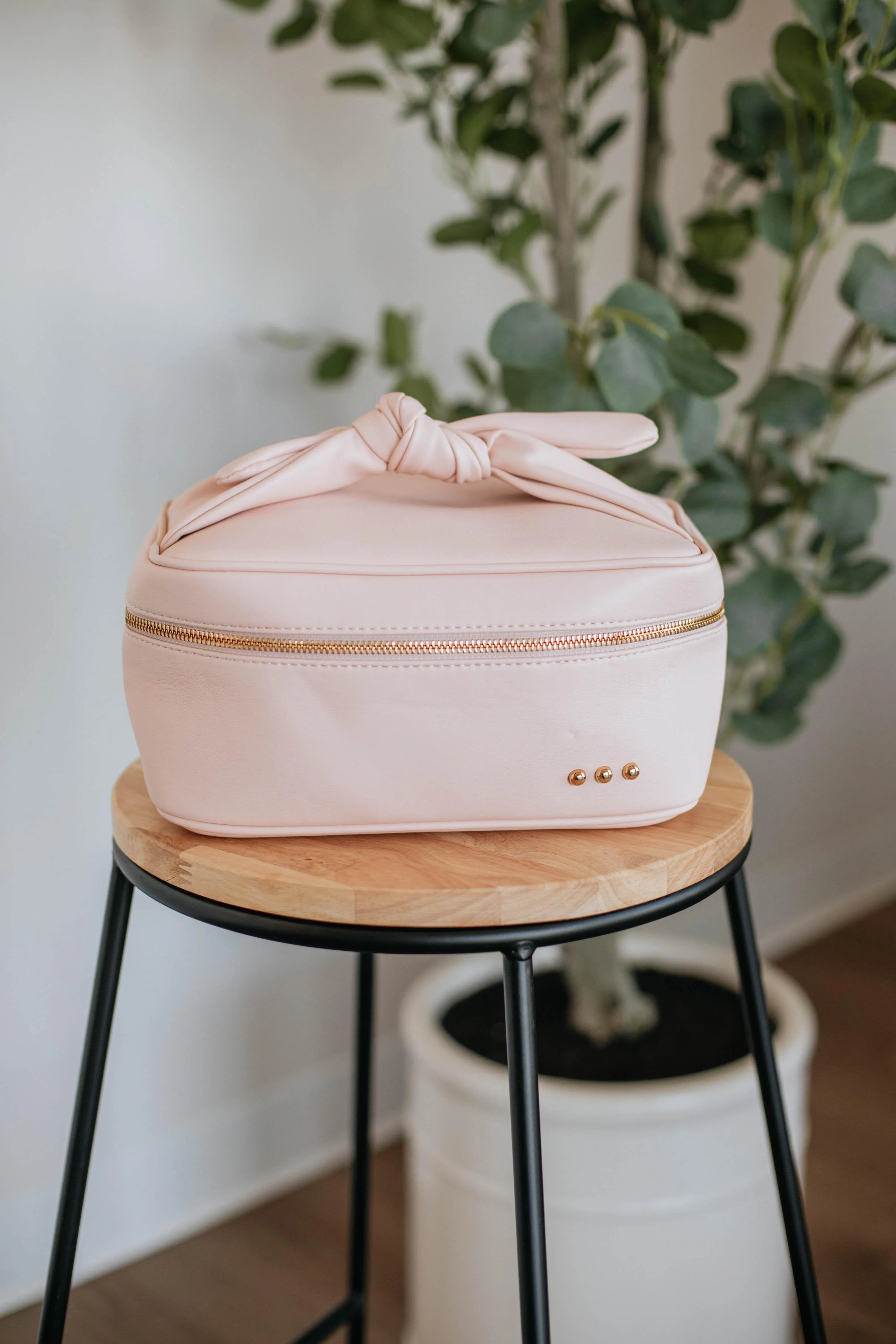 Lindsay Cosmetic Bag - Blush sold by Wild Oak Boutique product image thumbnail 4
