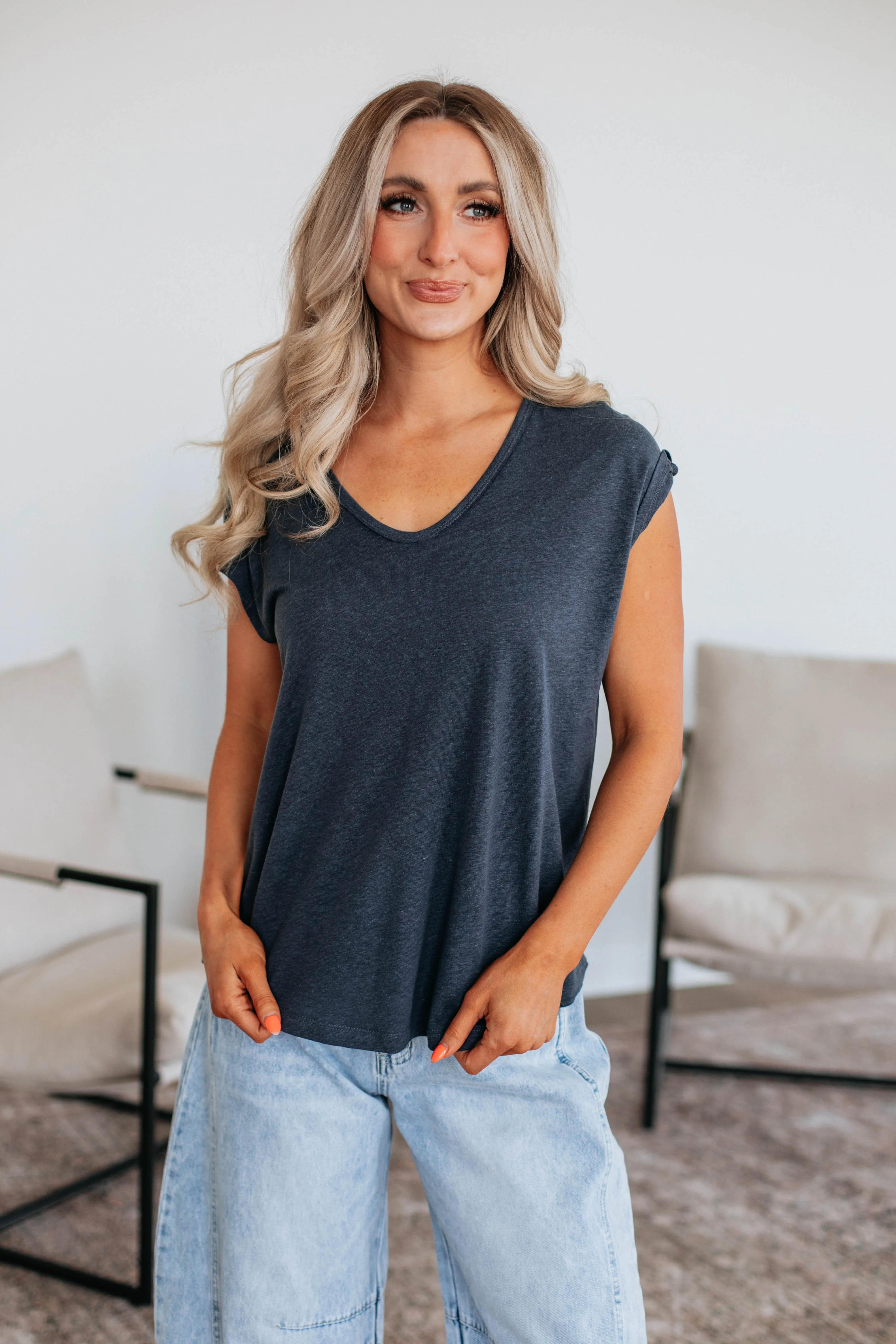 Arden Linen Top - Charcoal sold by Wild Oak Boutique product image thumbnail 4
