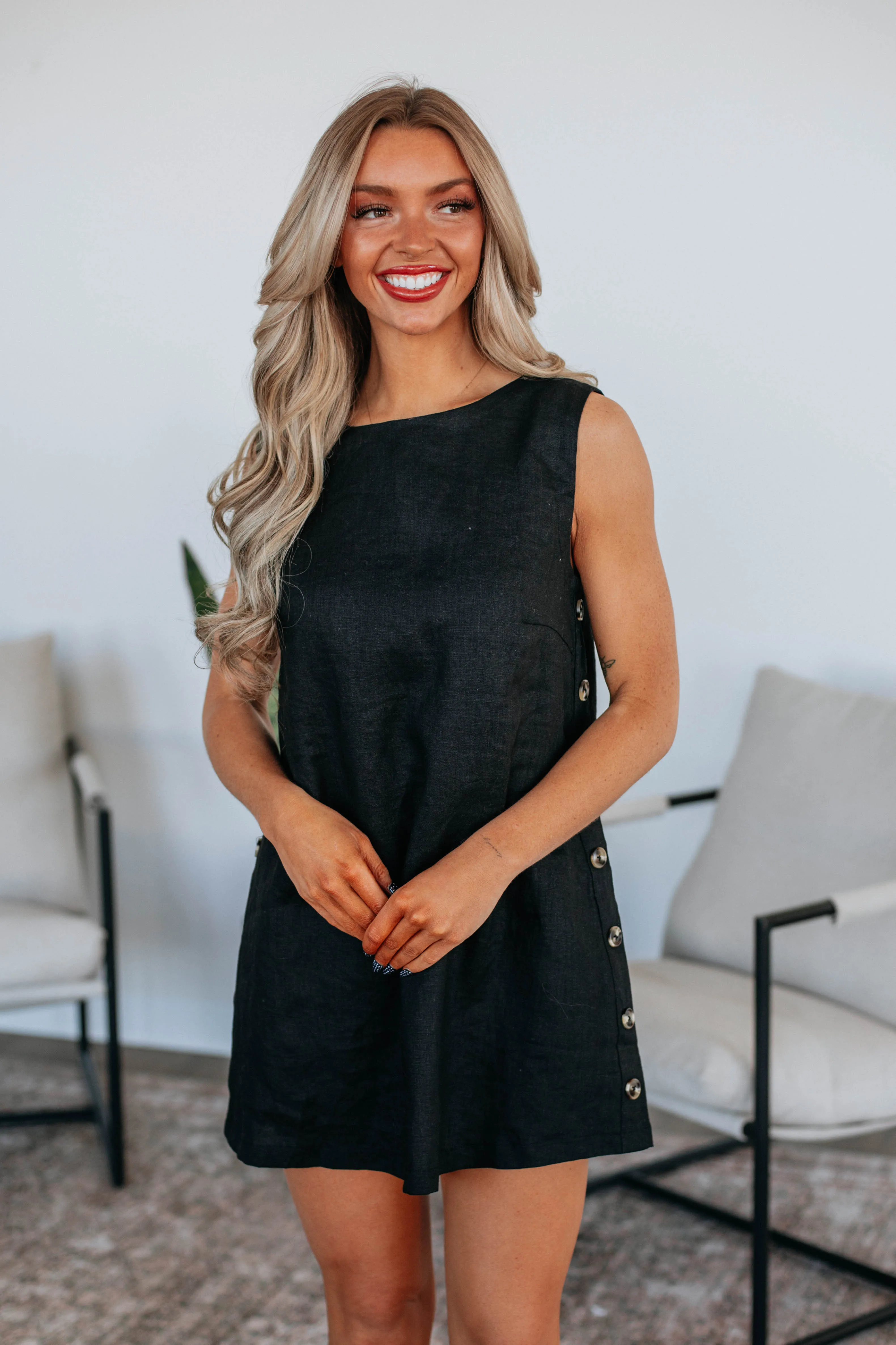 Marney Linen Dress sold by Wild Oak Boutique product image thumbnail 4