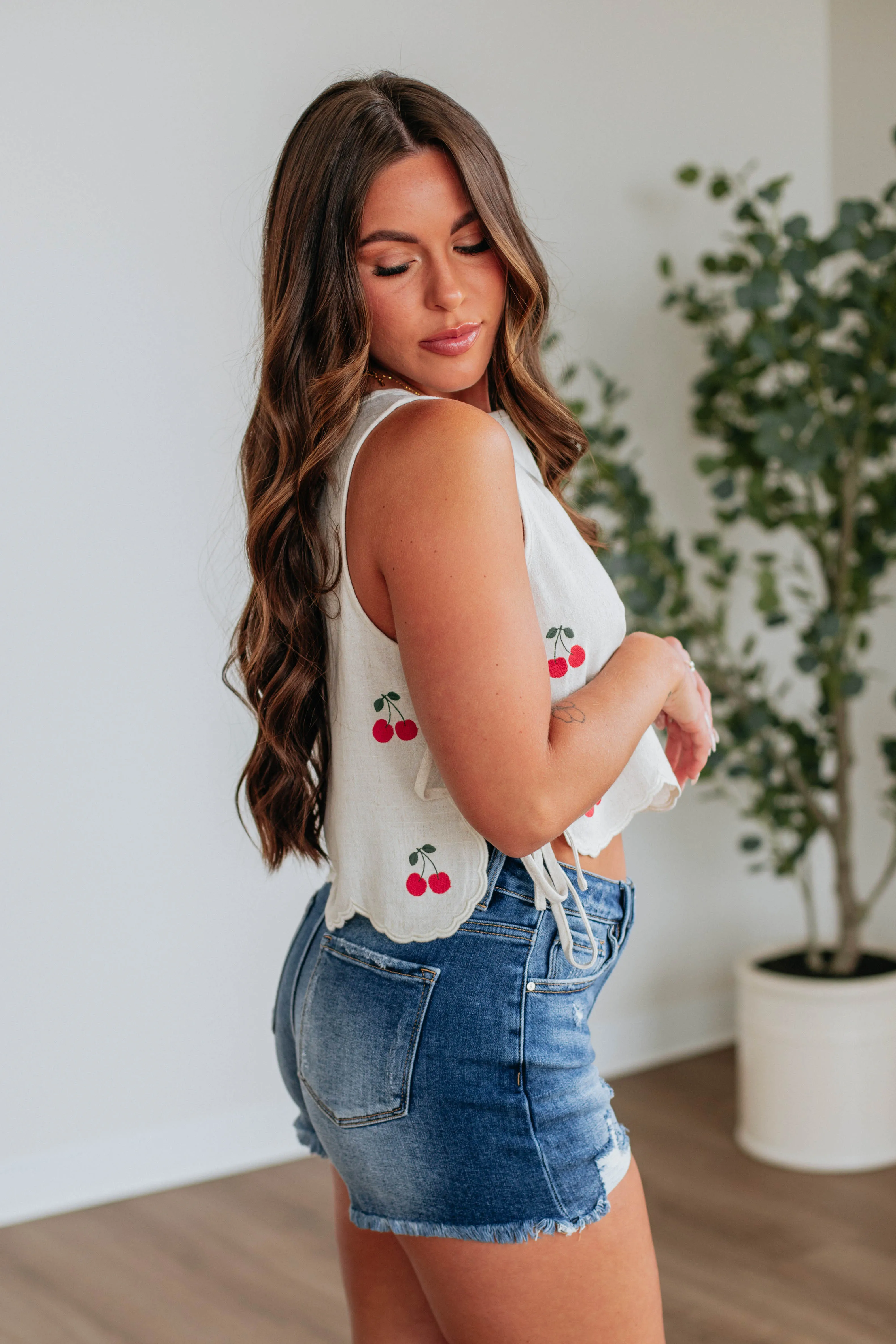 Ederna Linen Tank sold by Wild Oak Boutique product image thumbnail 5