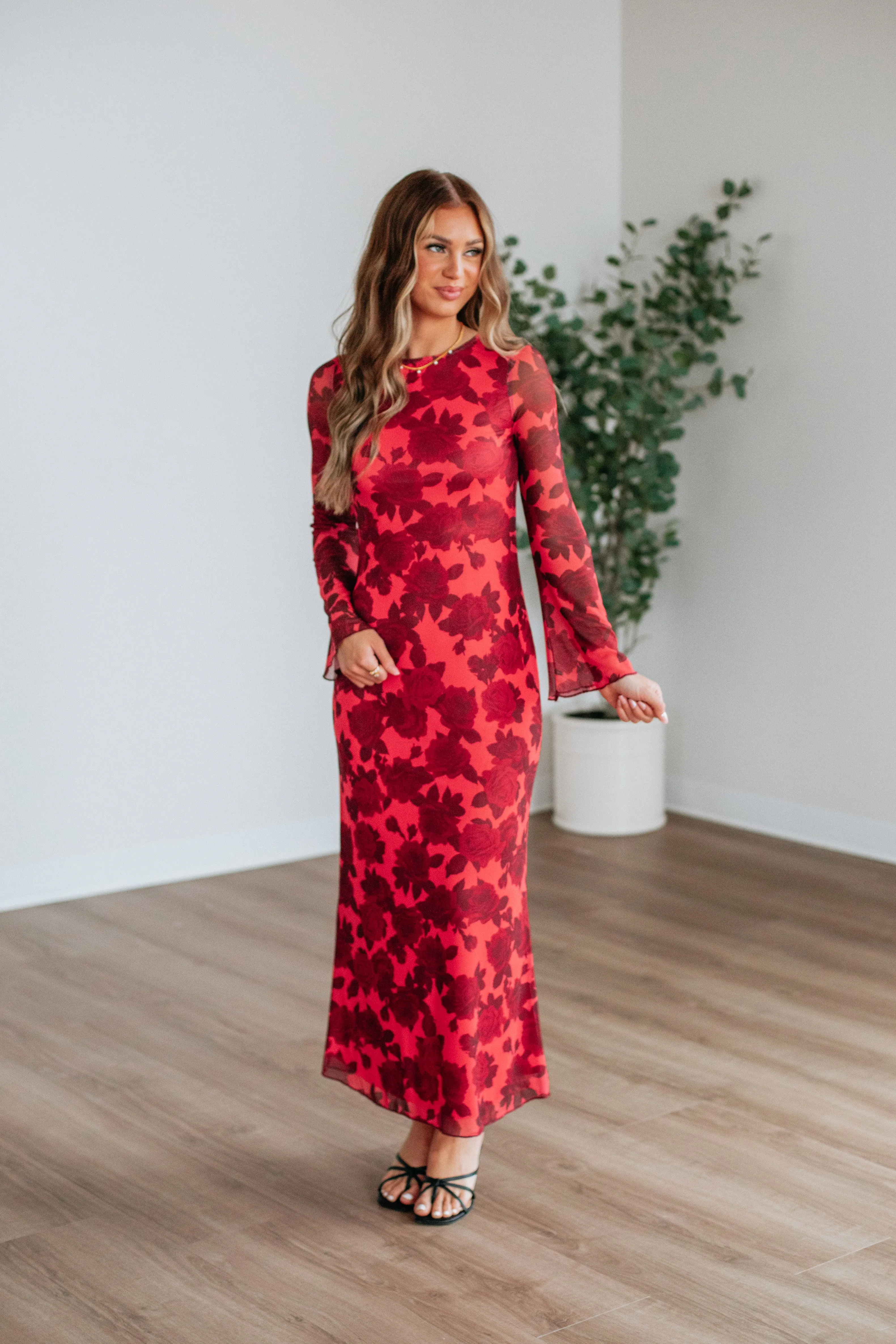 Ellys Floral Dress sold by Wild Oak Boutique product image thumbnail 3