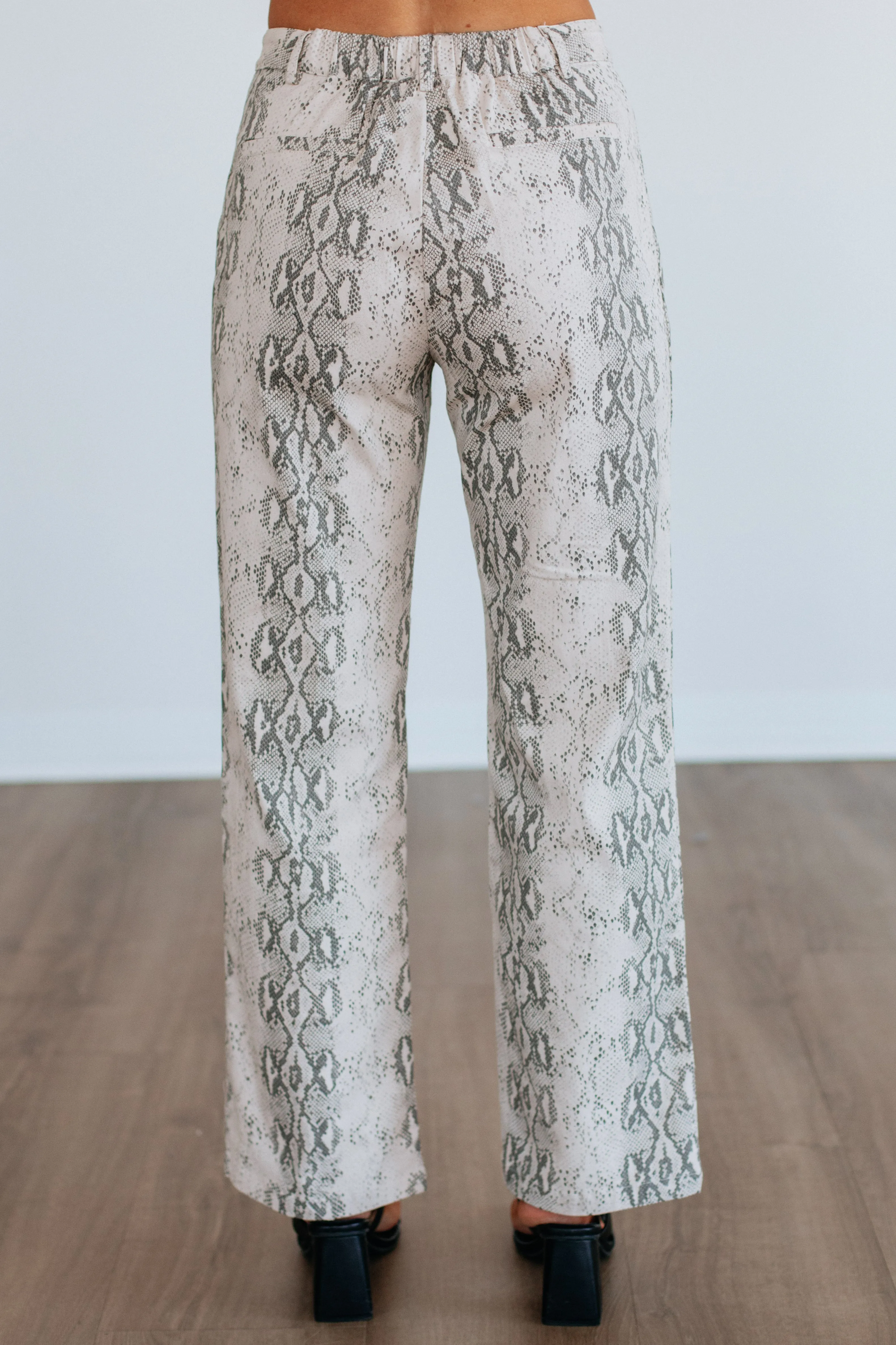 Mojave Mood Pants sold by Wild Oak Boutique product image thumbnail 4