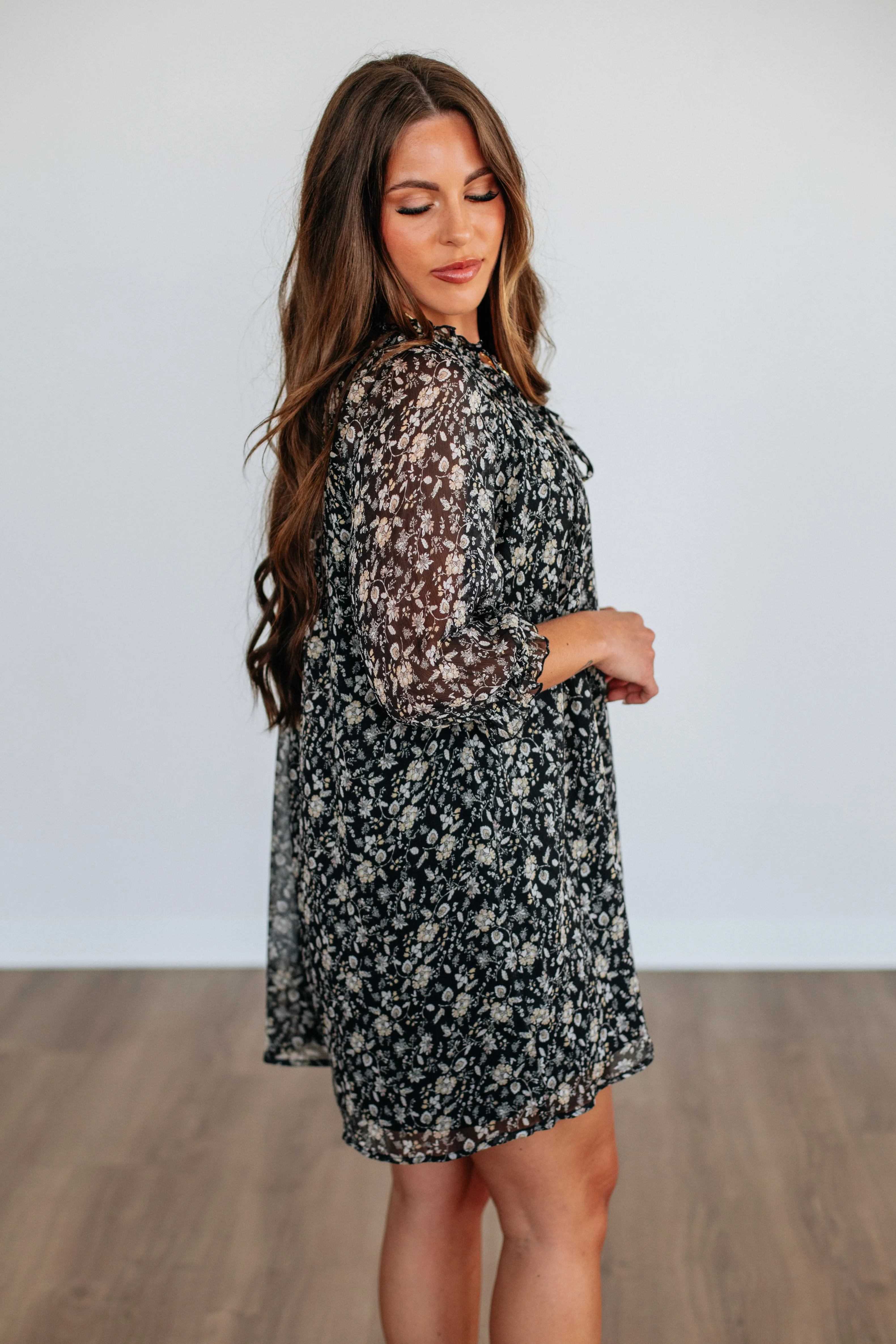 Ivyana Floral Dress sold by Wild Oak Boutique product image thumbnail 4