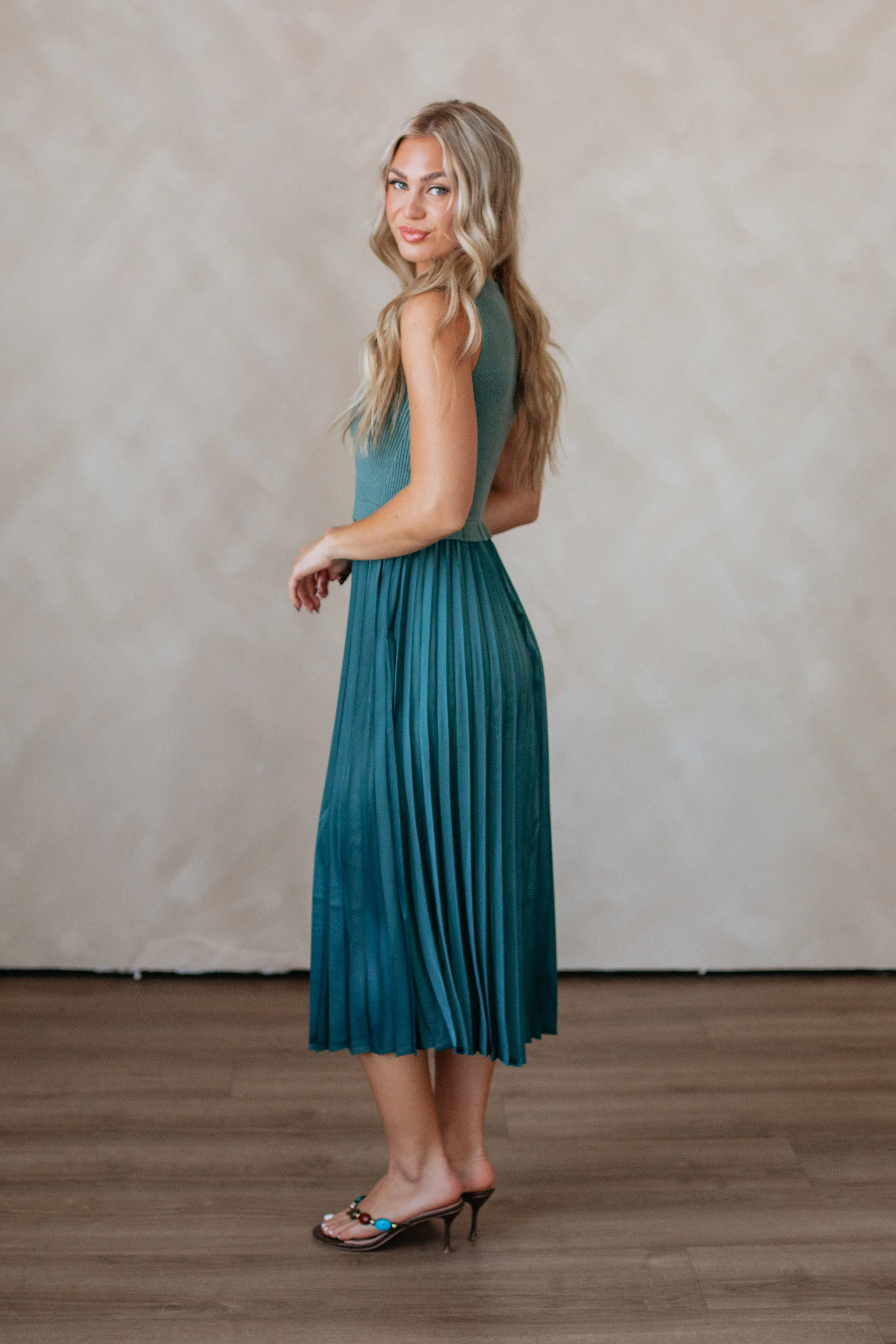 Eliana Midi Dress sold by Wild Oak Boutique product image thumbnail 2