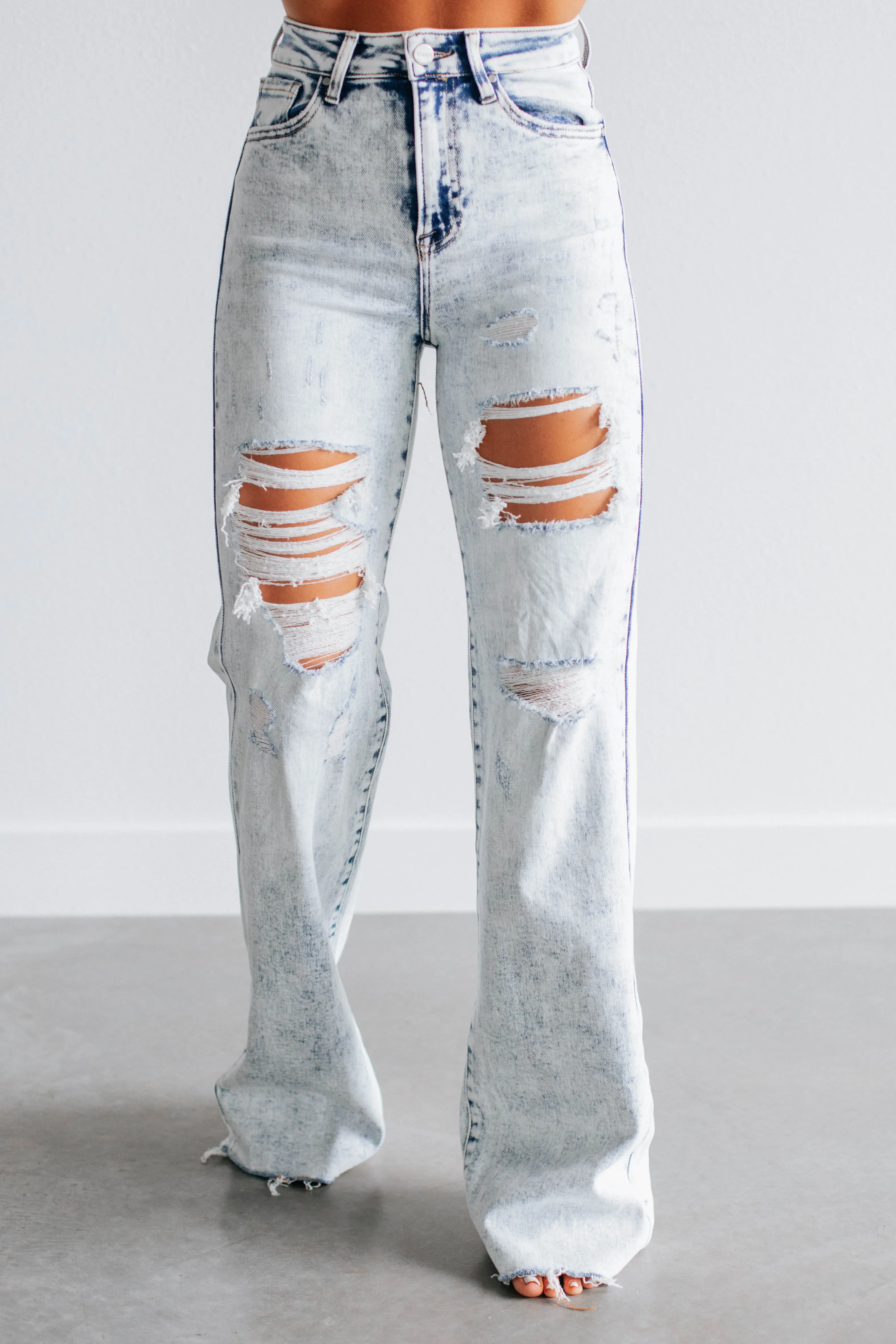 Avril Risen Jeans - Vintage Light Wash sold by Wild Oak Boutique product image thumbnail 4