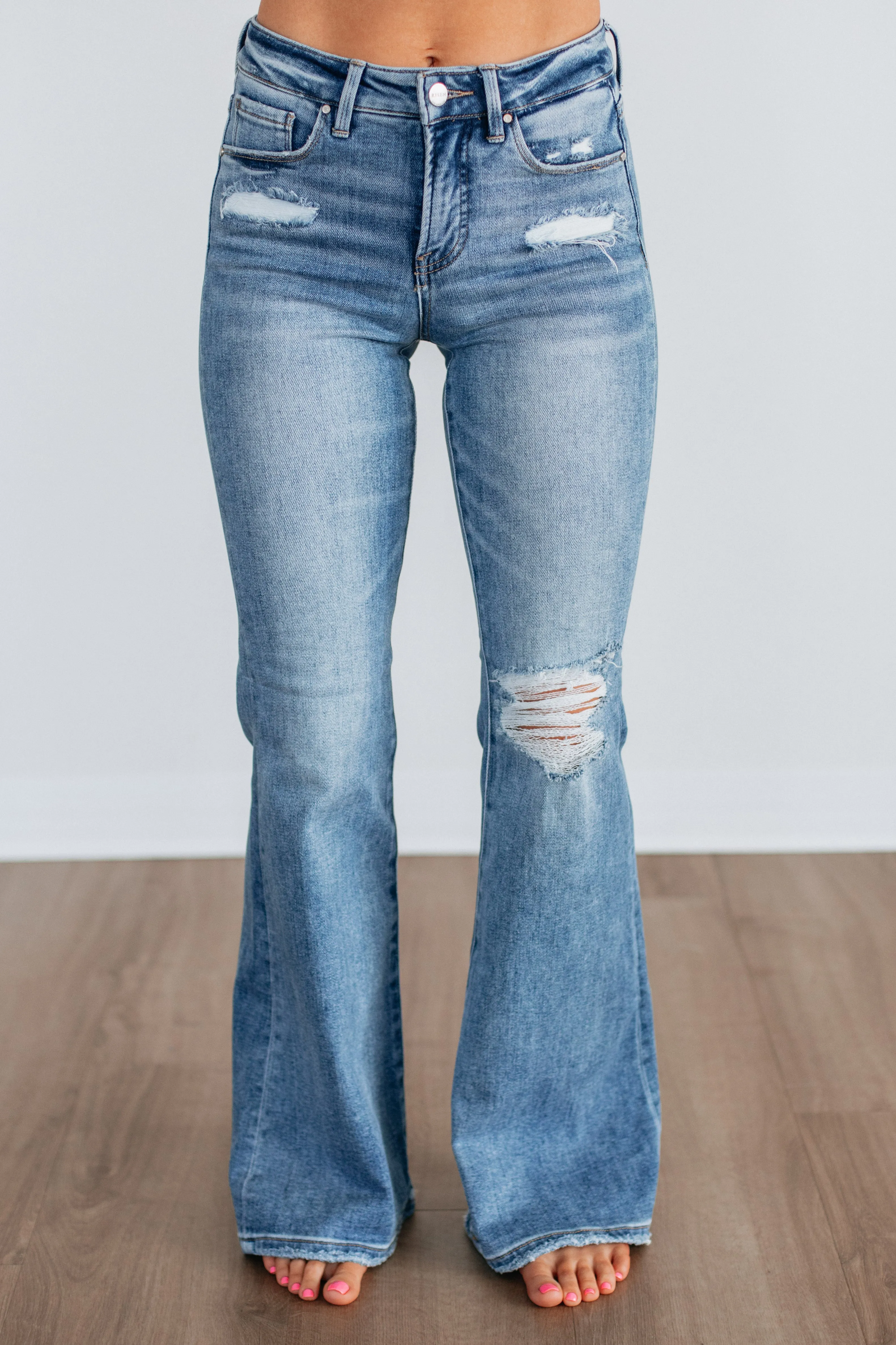 Karson Risen Jeans sold by Wild Oak Boutique product image thumbnail 3