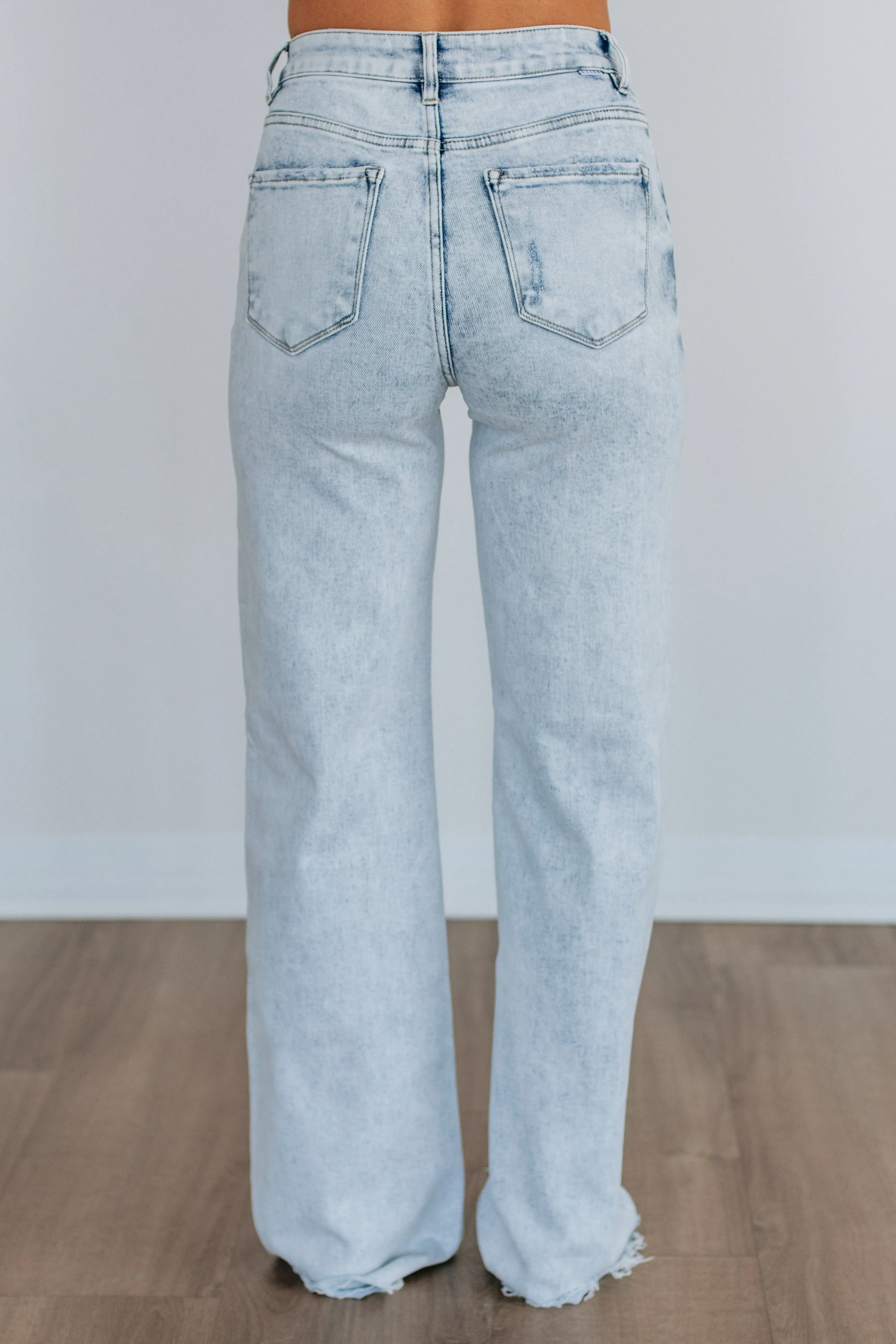 Stormie Risen Jeans - Vintage Light Wash sold by Wild Oak Boutique product image thumbnail 4